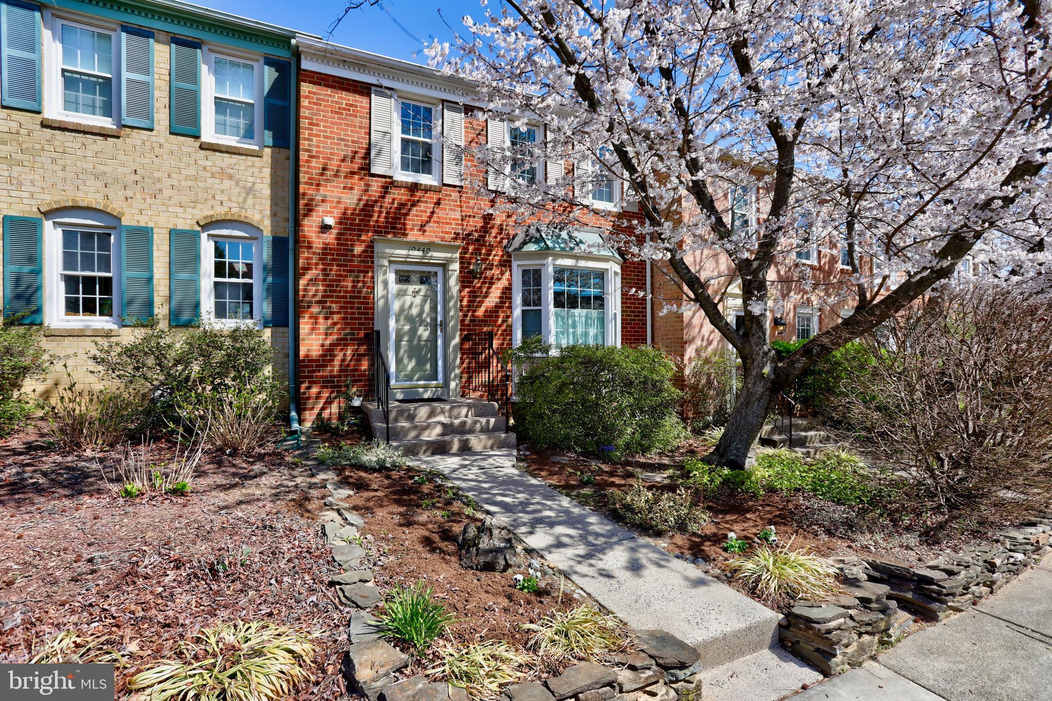 10440 Red Granite Ter