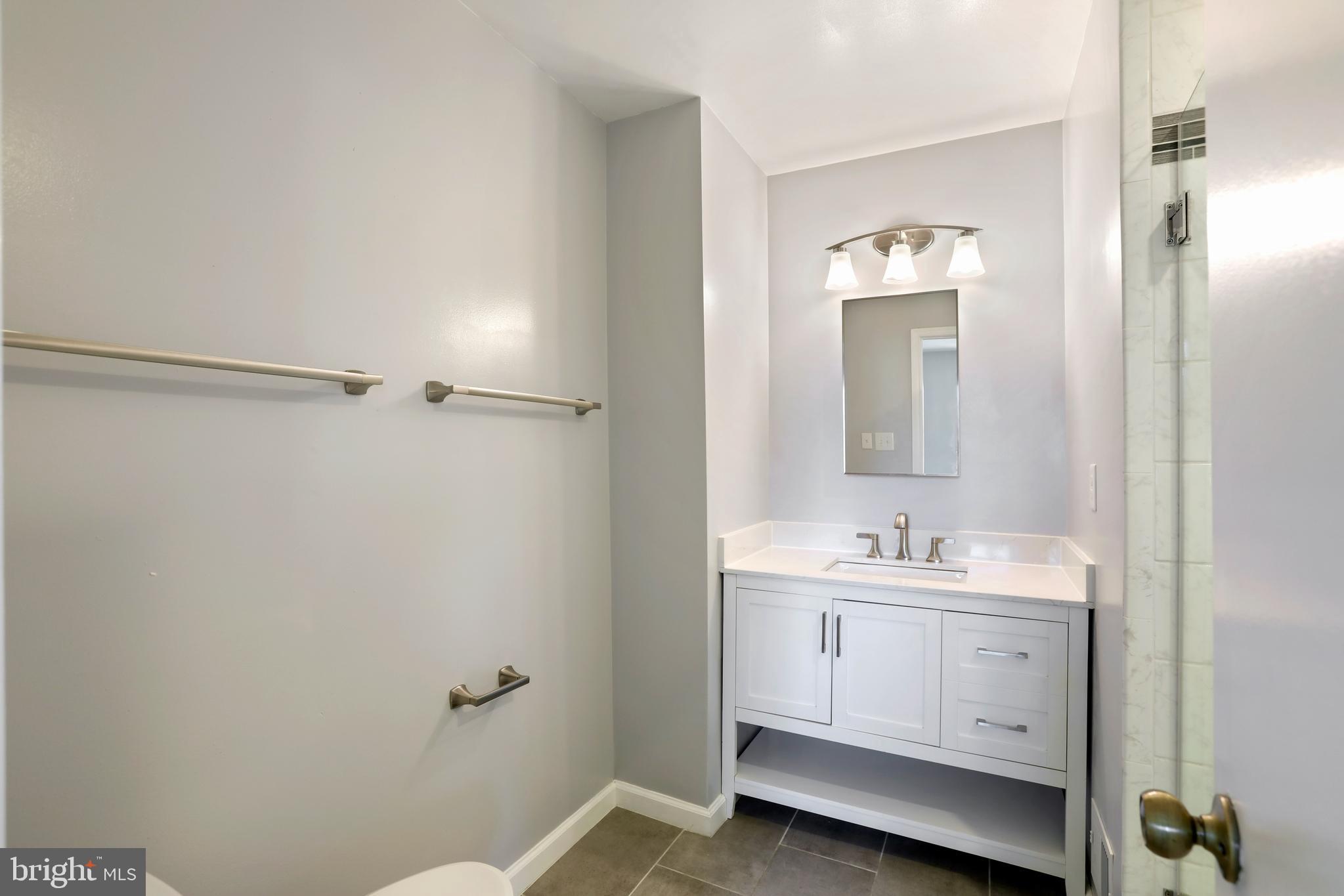 10440 Red Granite Ter