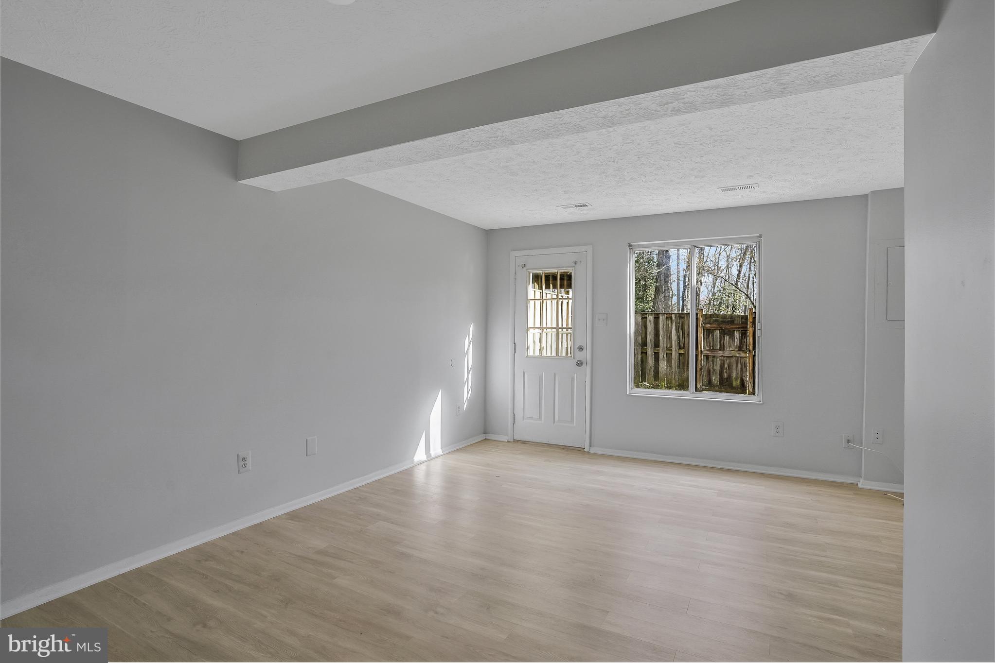 8653 Kenosha Ct