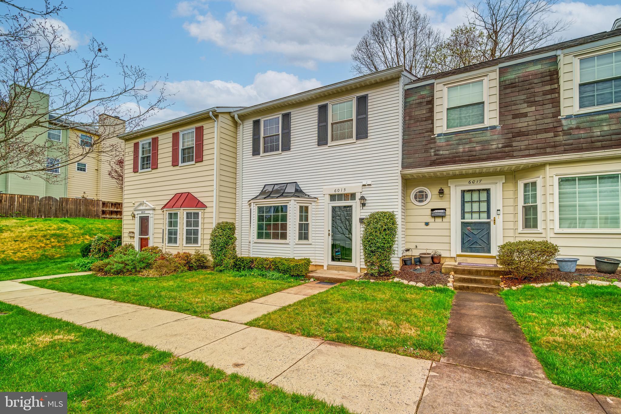 6015 Sweet Dale Ct