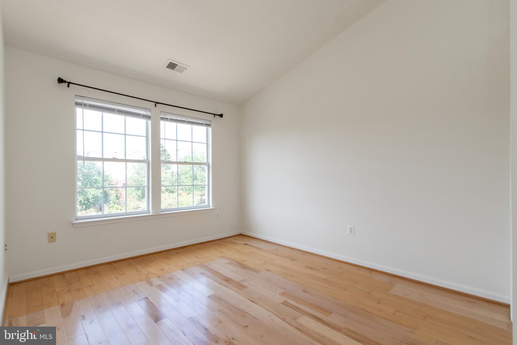 2523 Polly Jefferson Way