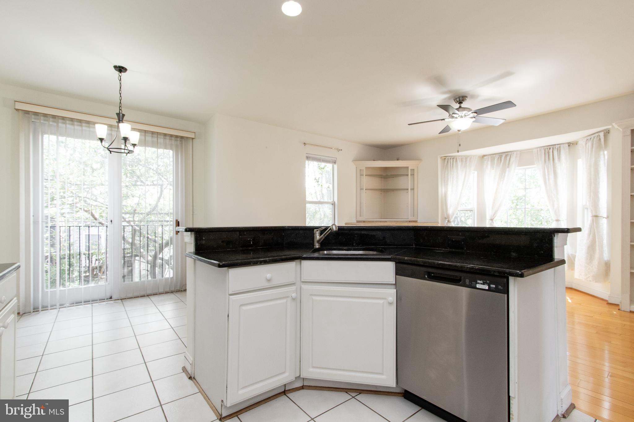2523 Polly Jefferson Way