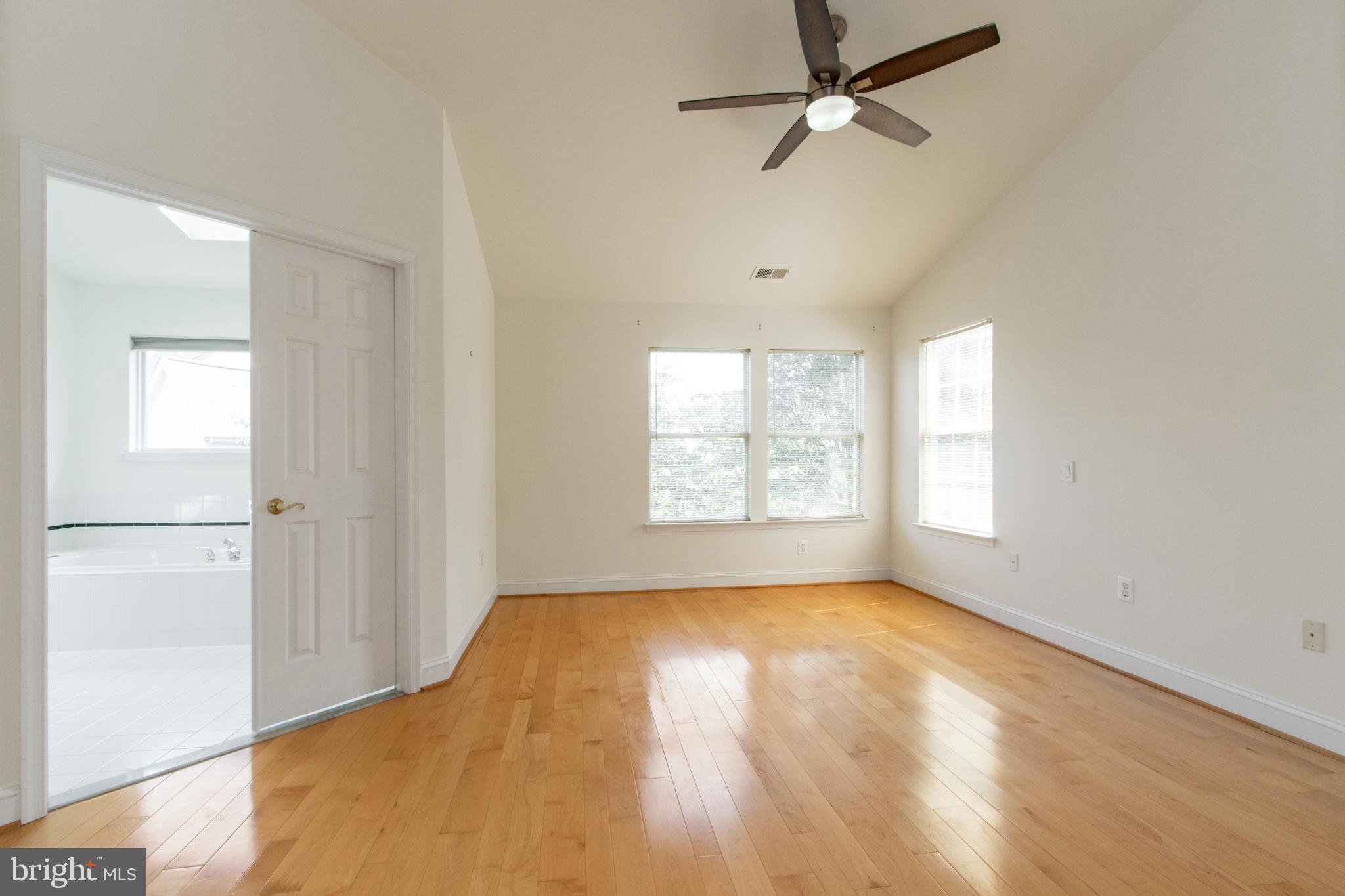 2523 Polly Jefferson Way