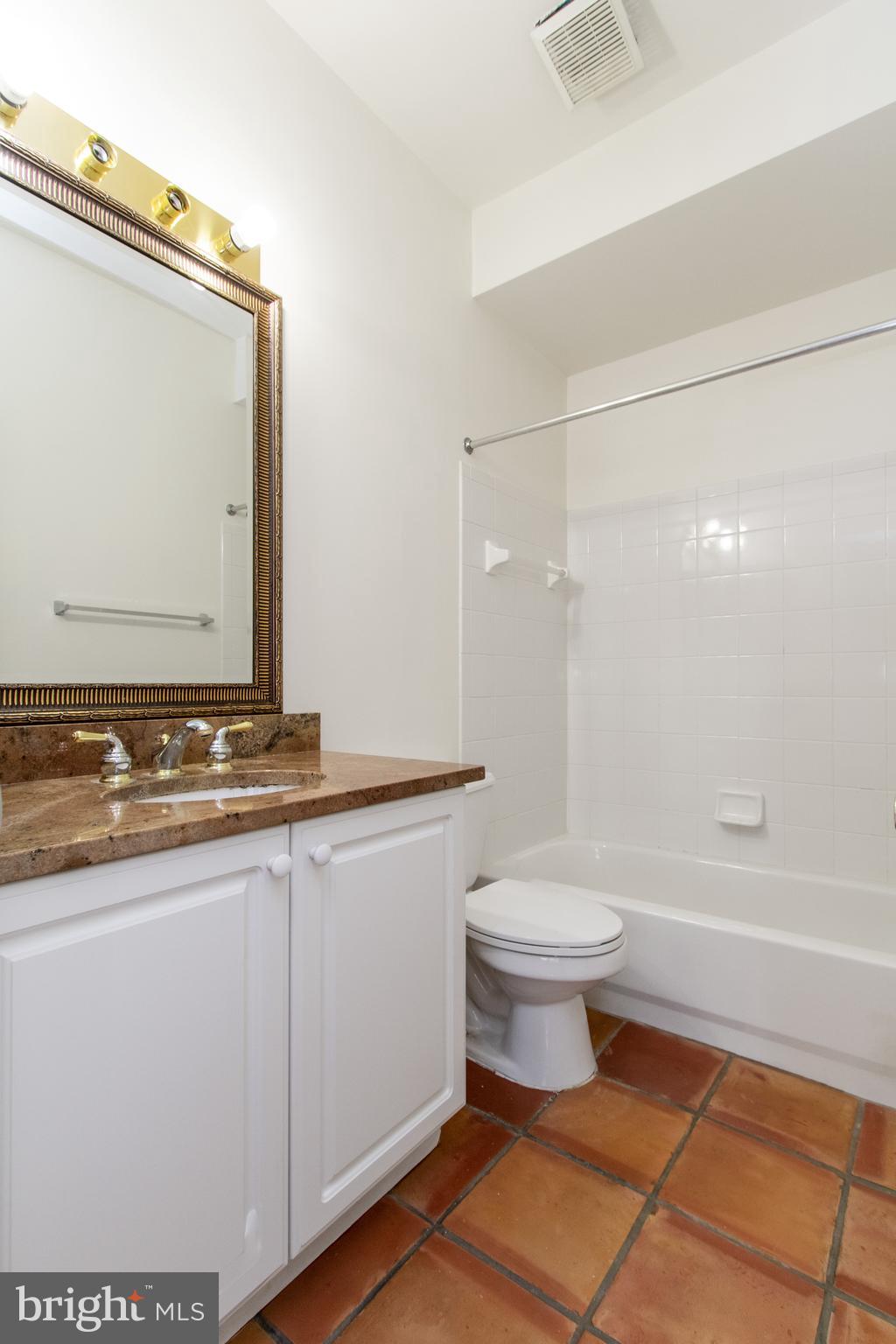 2523 Polly Jefferson Way