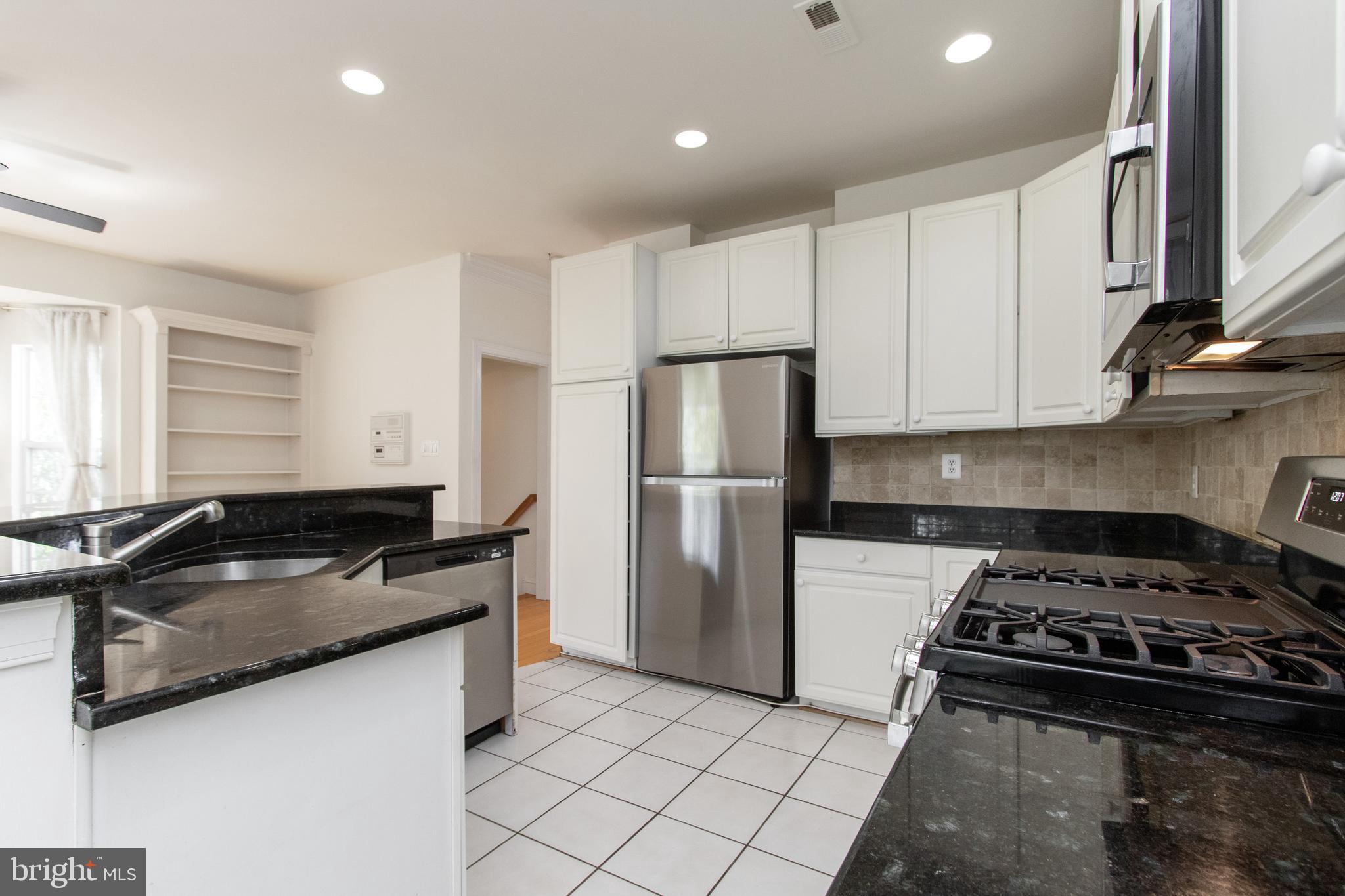 2523 Polly Jefferson Way
