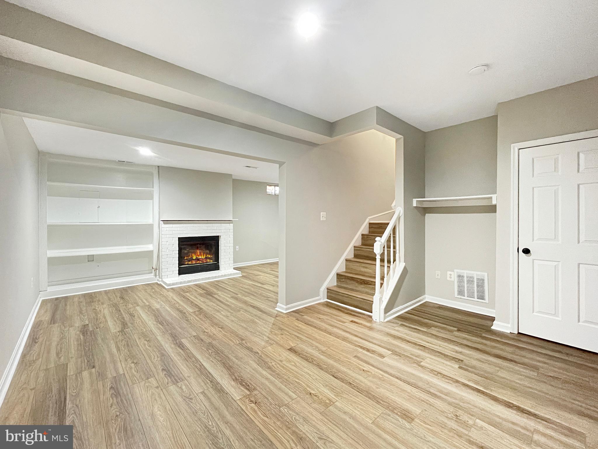 6753 Rockledge Pl