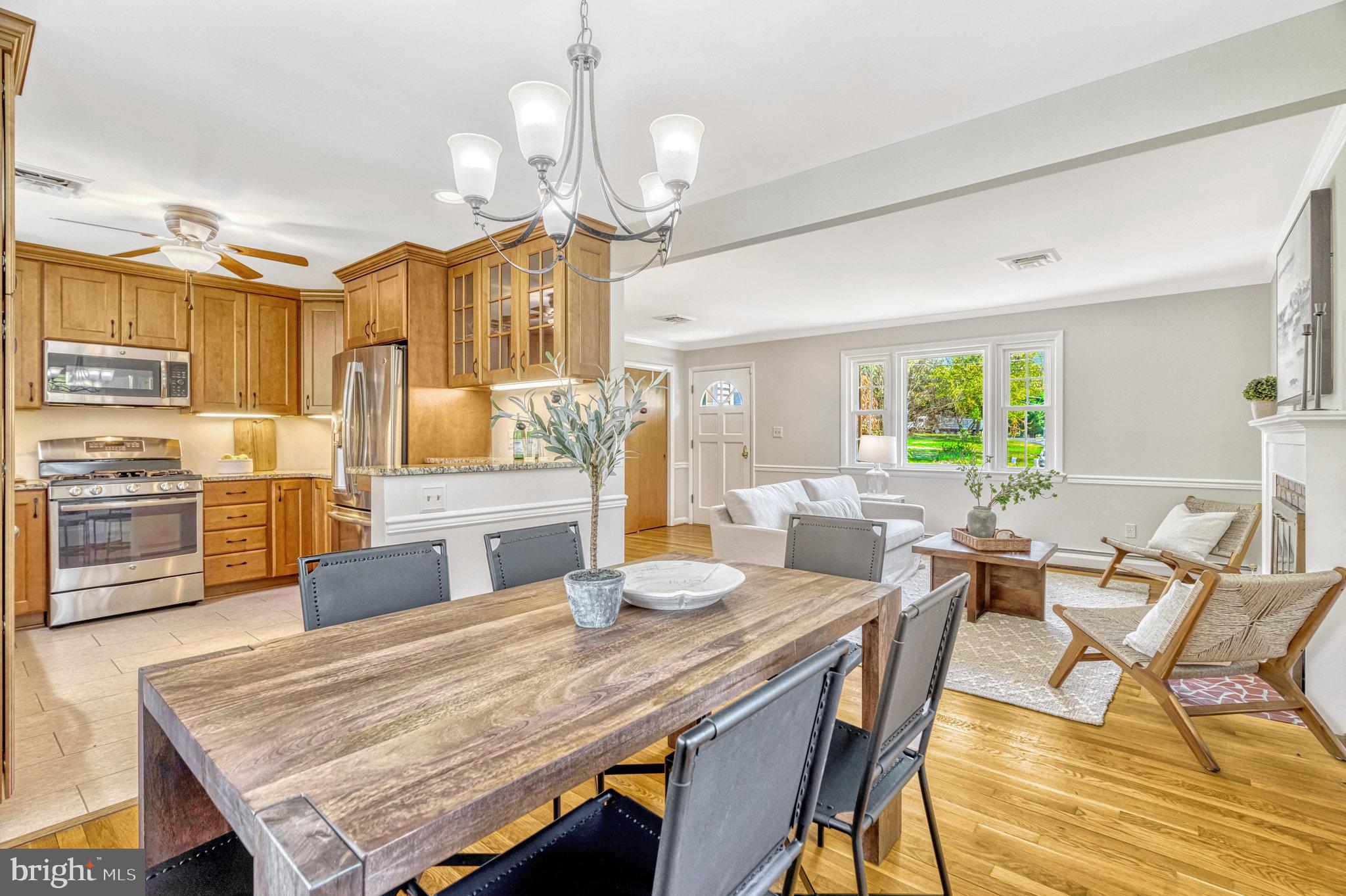 2530 Roswell Ct