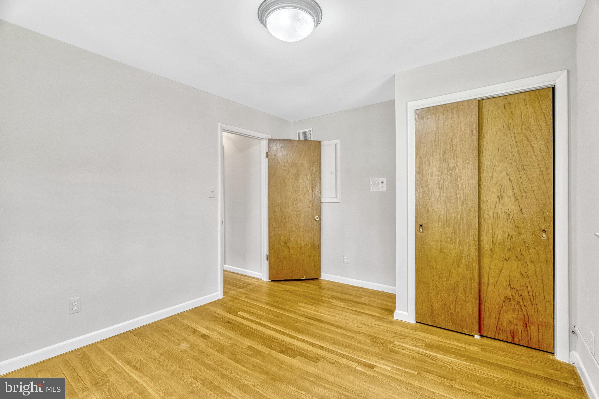 2530 Roswell Ct