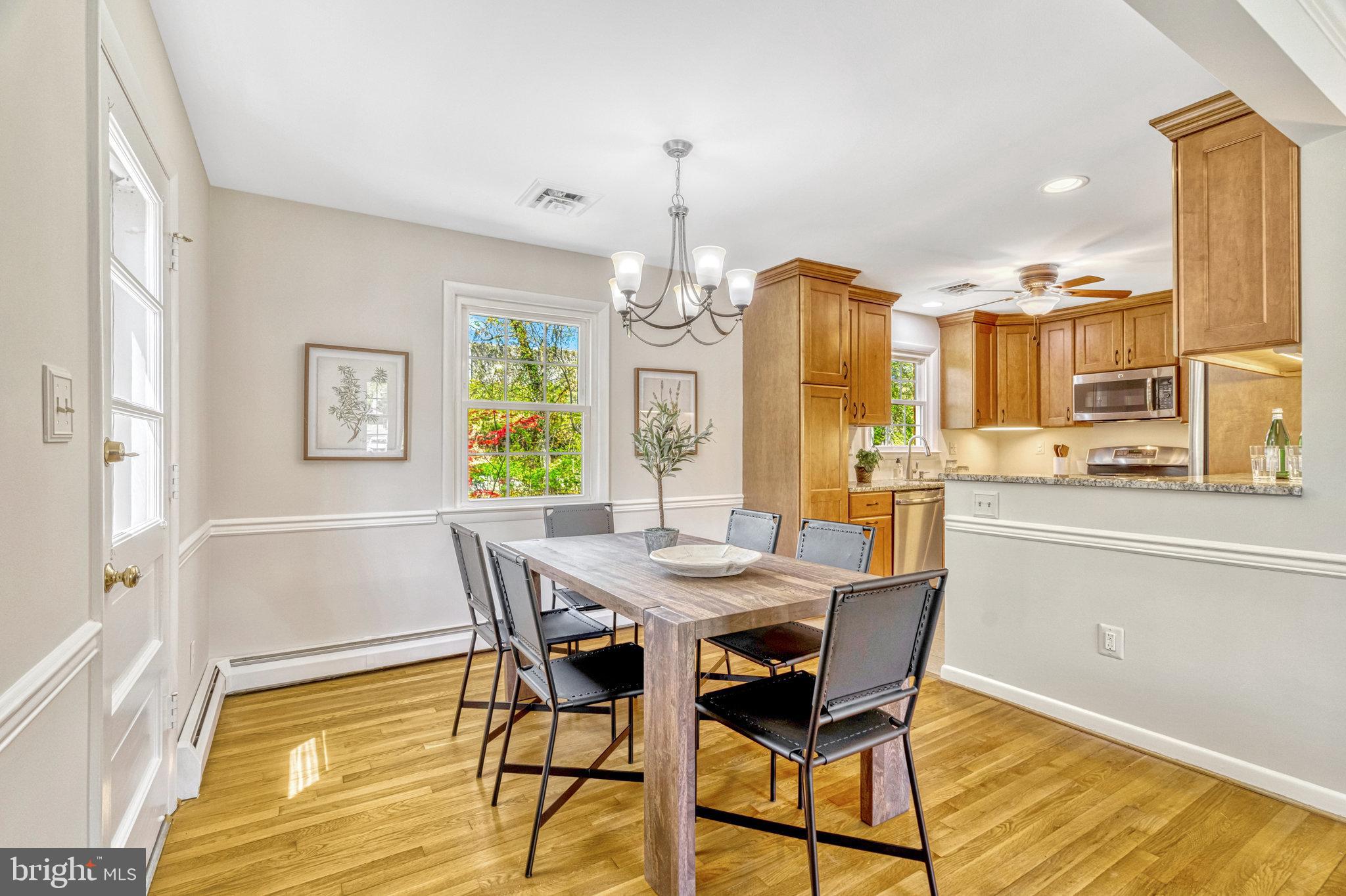 2530 Roswell Ct