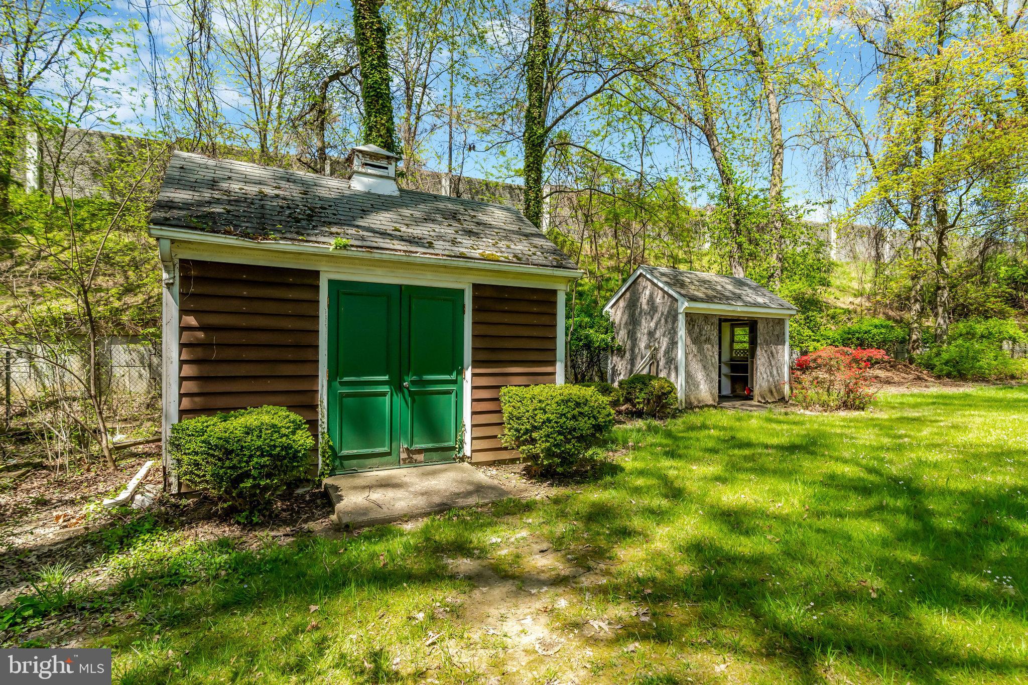 2530 Roswell Ct