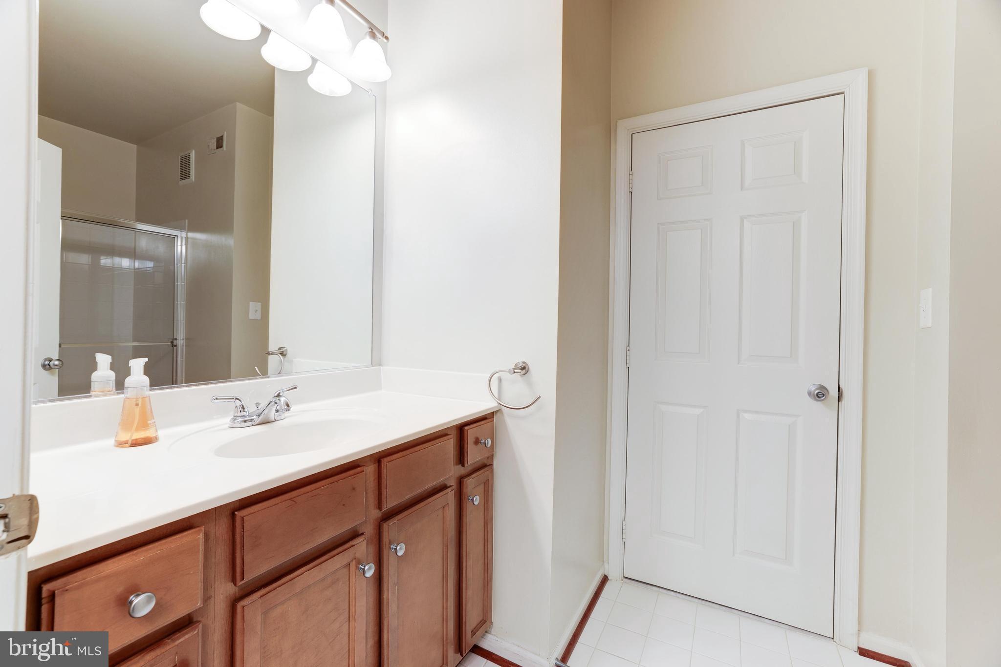 1520 N Point Dr #202