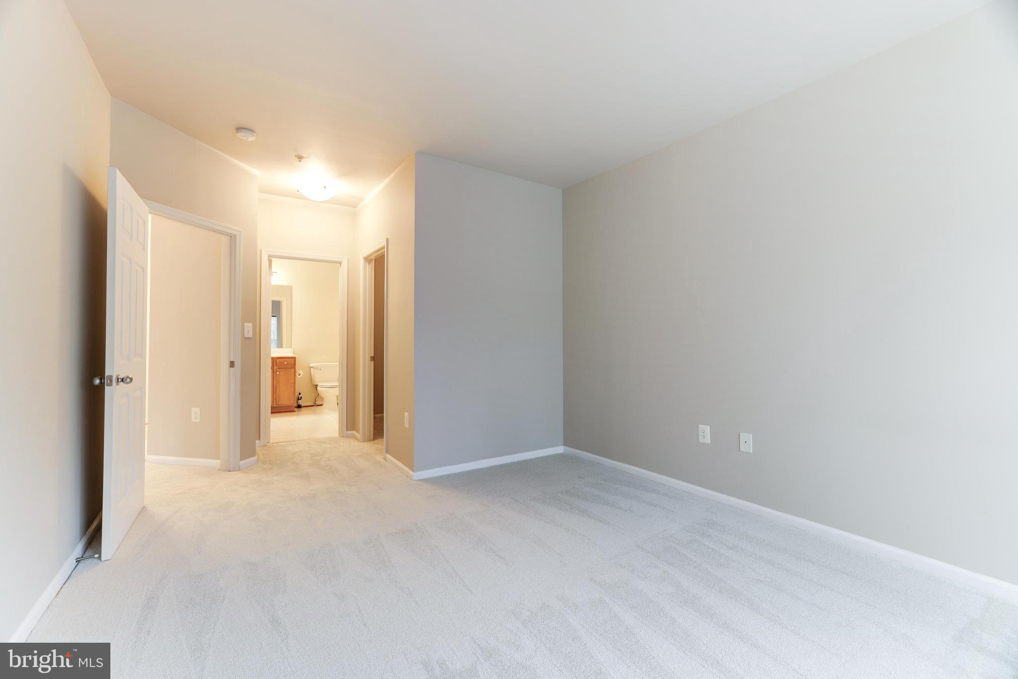 1520 N Point Dr #202