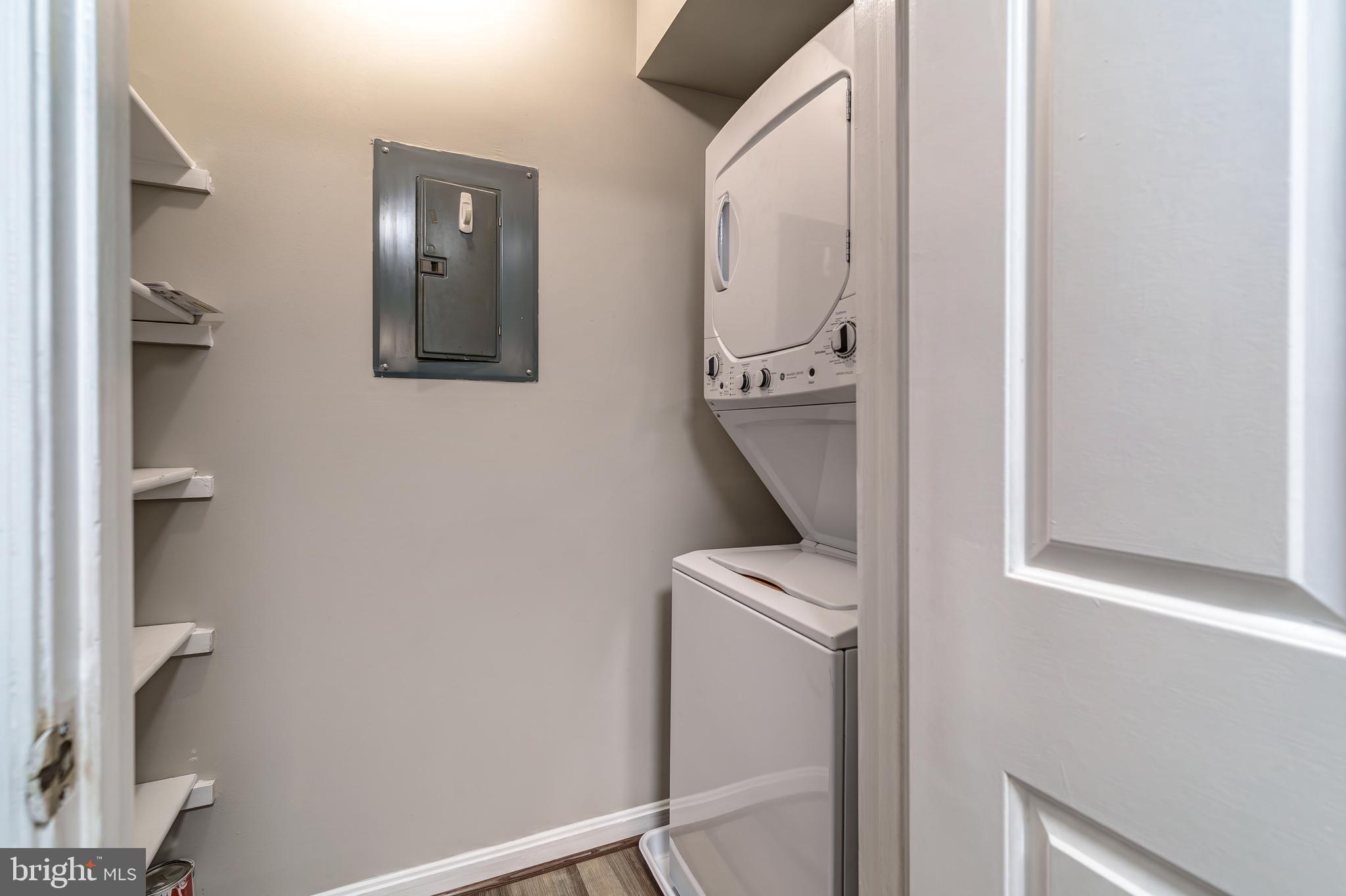 8600 Shadwell Dr #11
