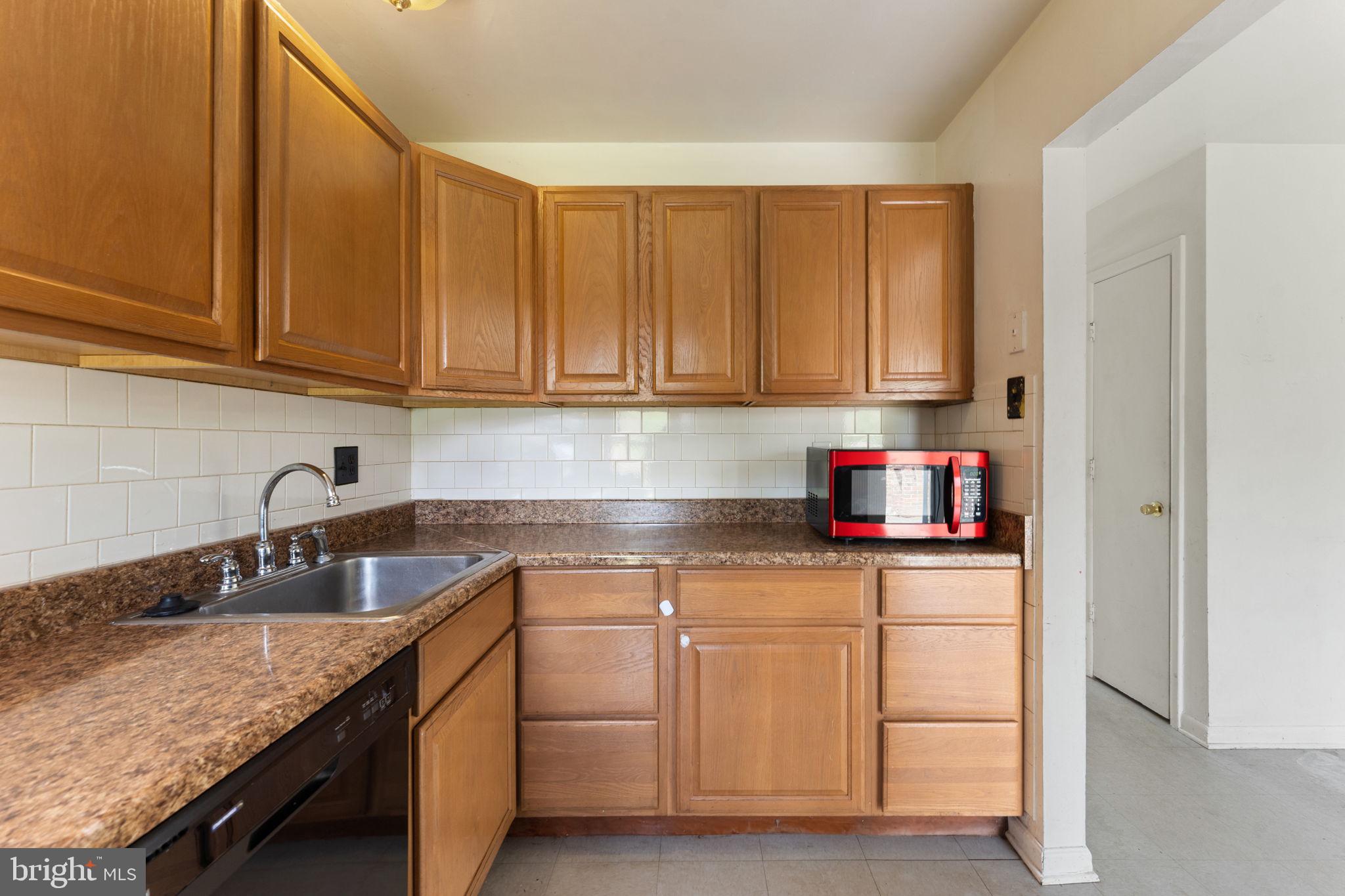 13704 Lynncroft Dr