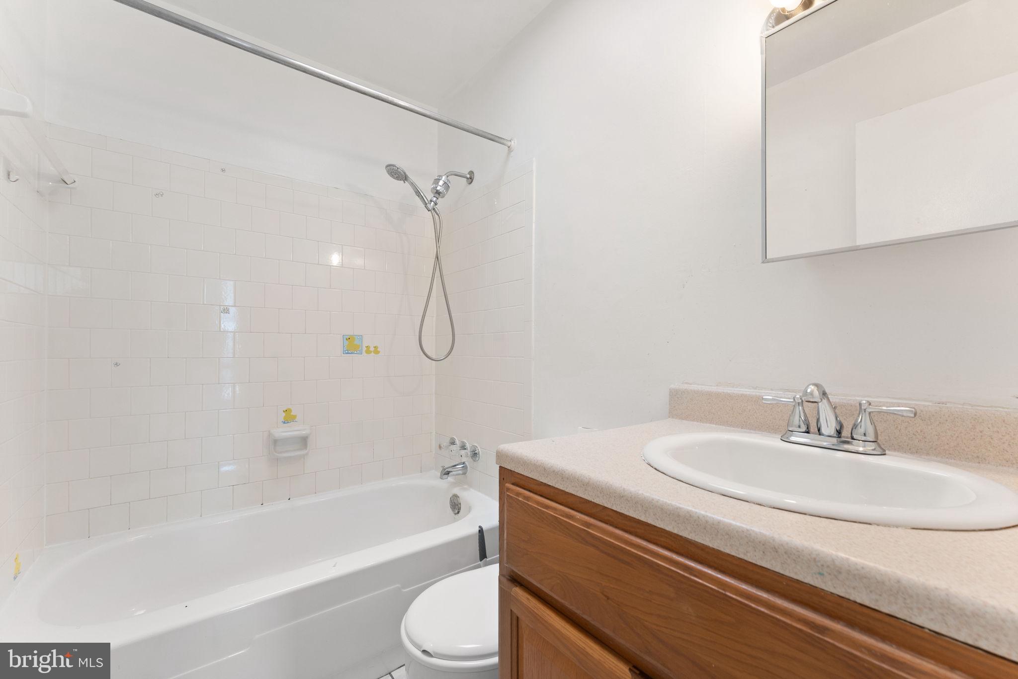 13704 Lynncroft Dr