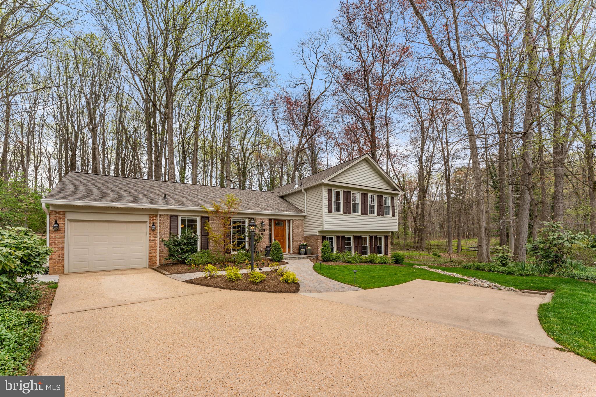 9414 Wallingford Dr