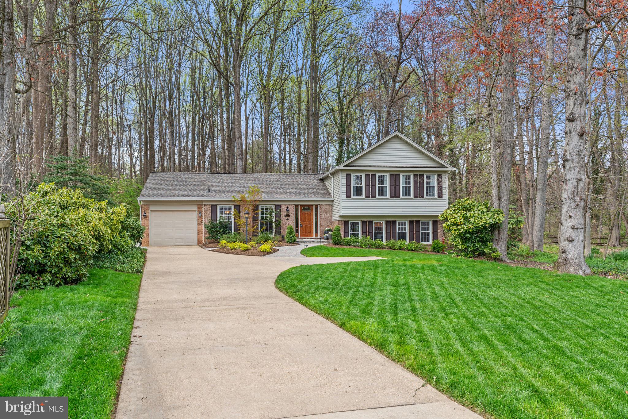 9414 Wallingford Dr