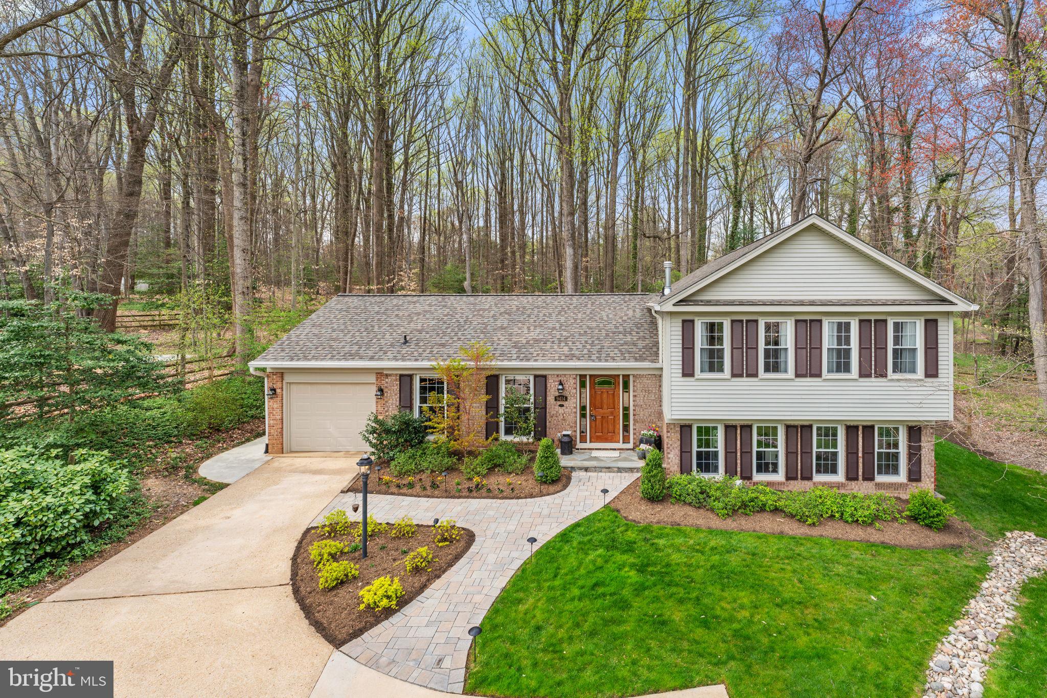 9414 Wallingford Dr