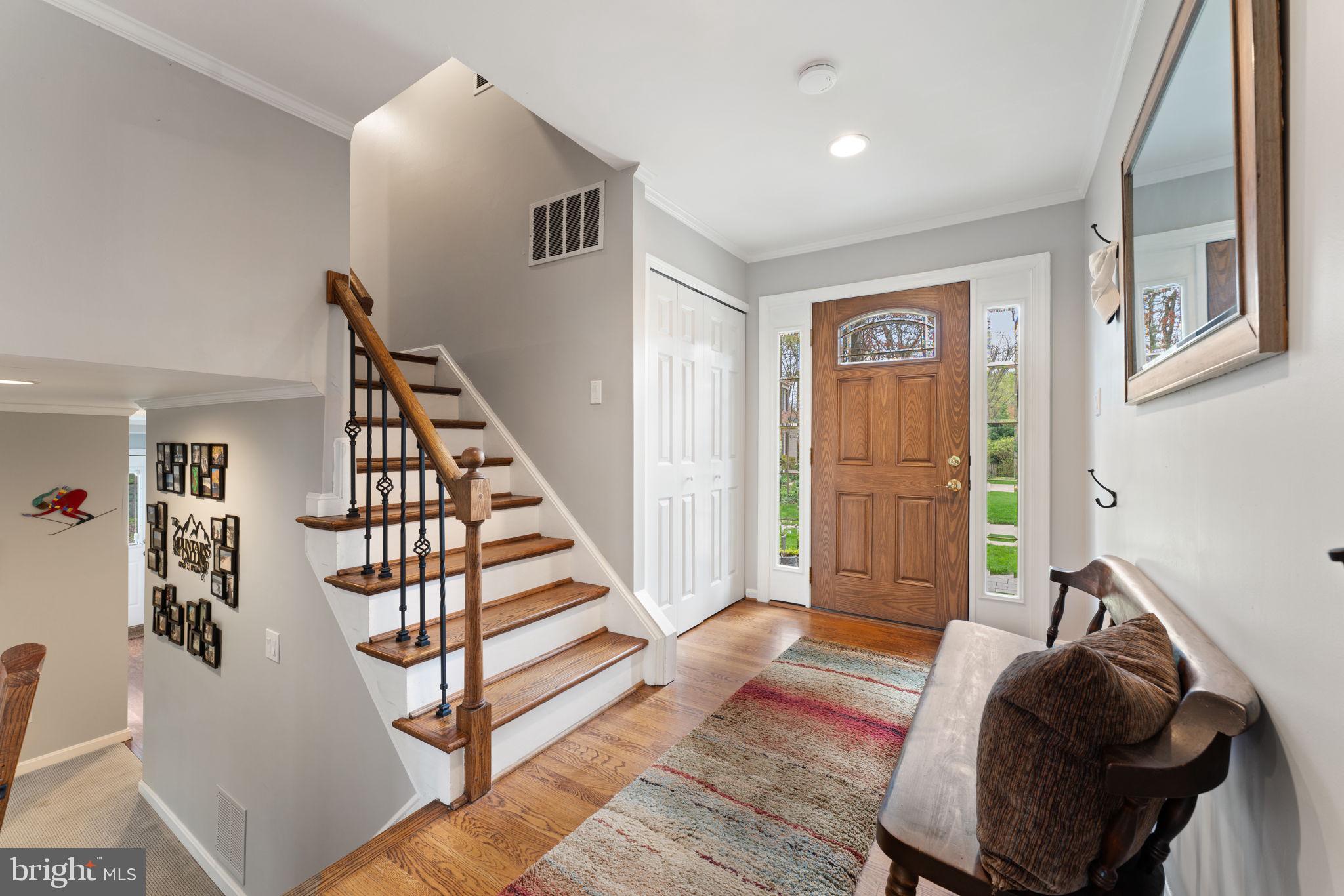 9414 Wallingford Dr