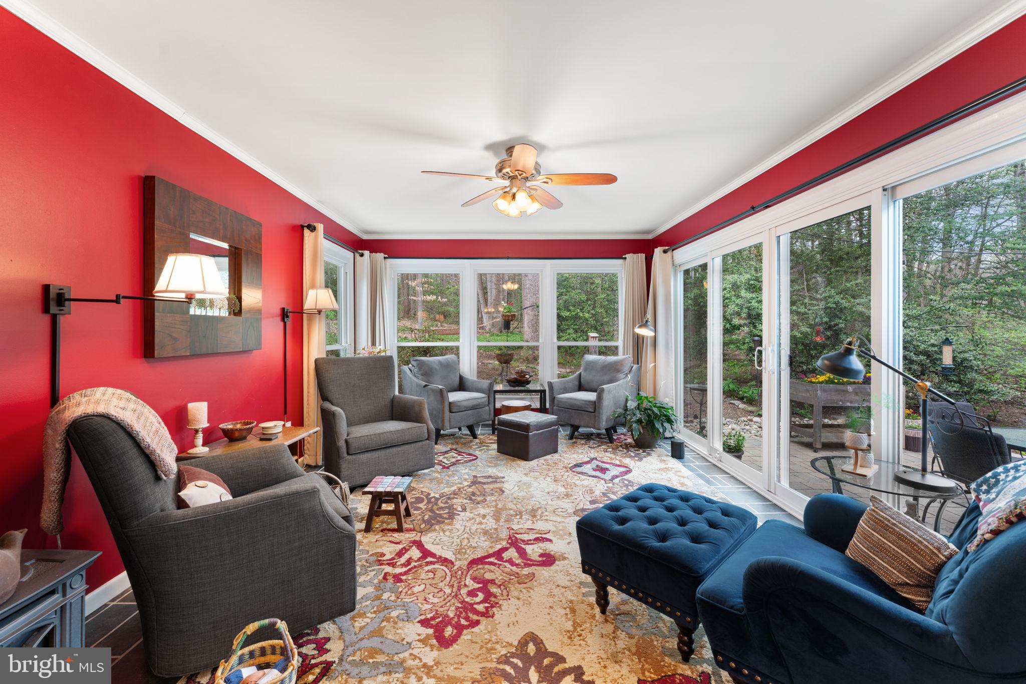 9414 Wallingford Dr