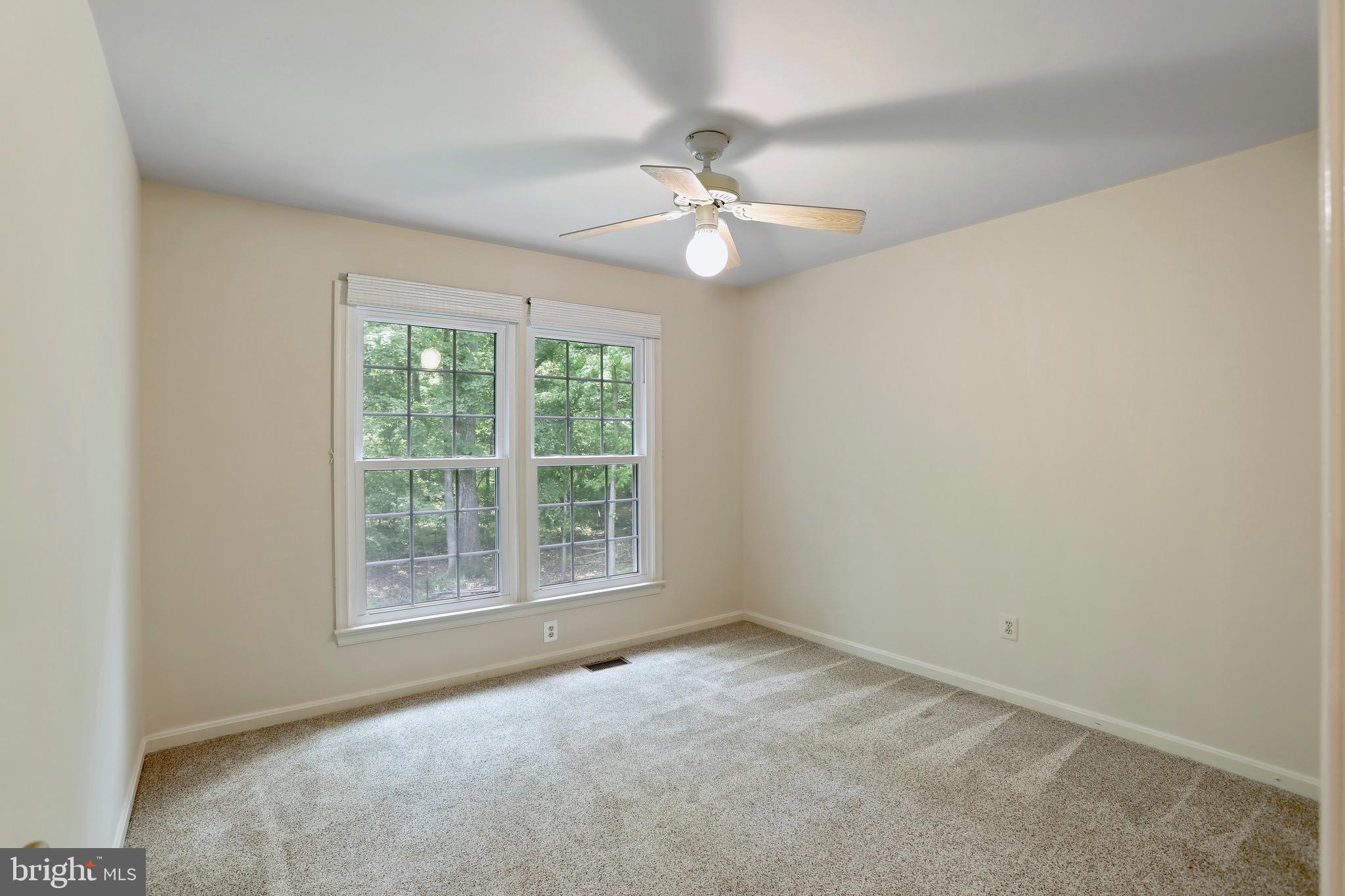4505 Hazelnut Ct