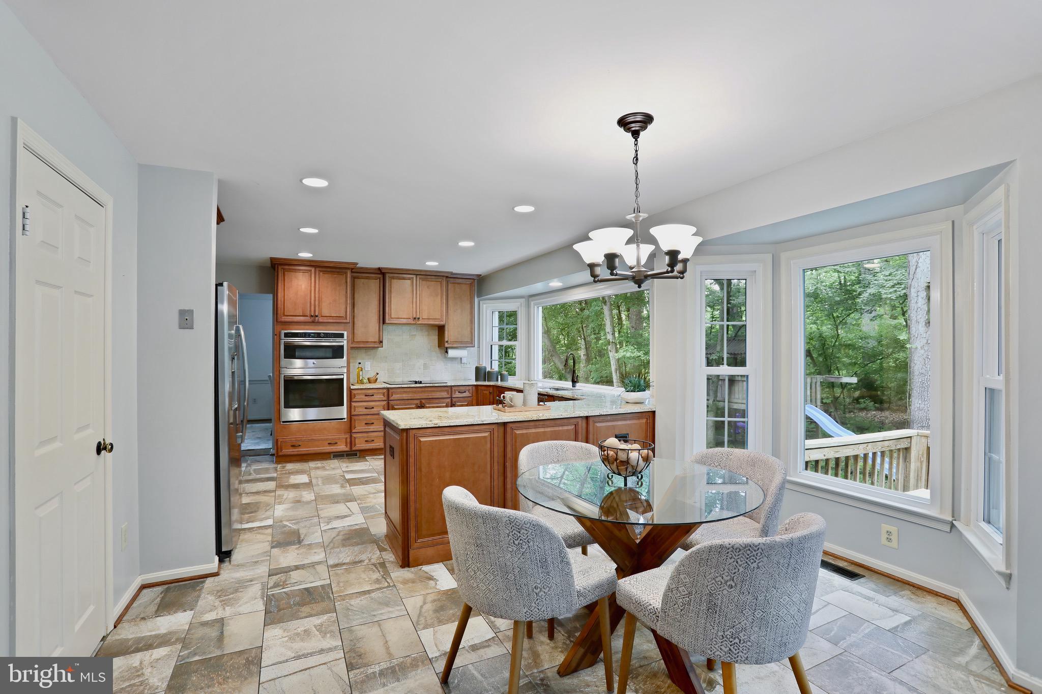 4505 Hazelnut Ct