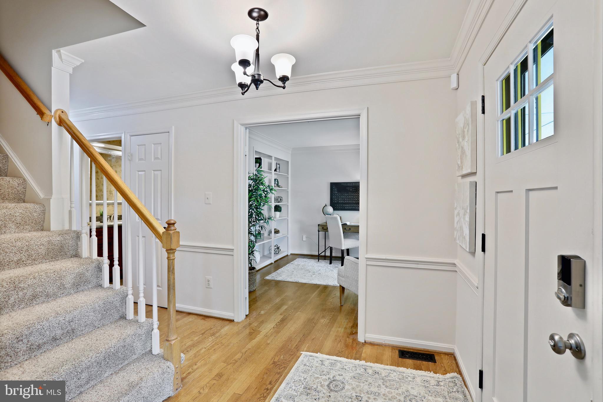 4505 Hazelnut Ct