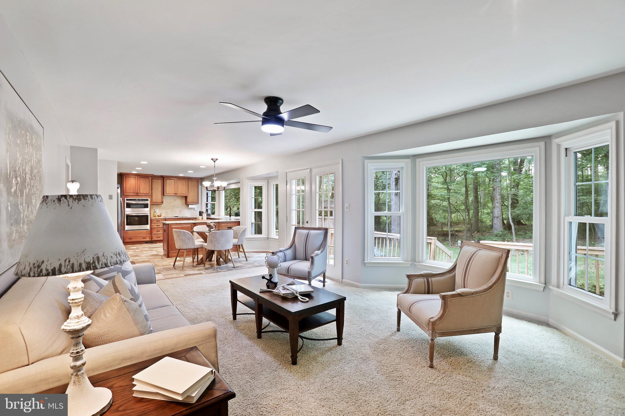4505 Hazelnut Ct