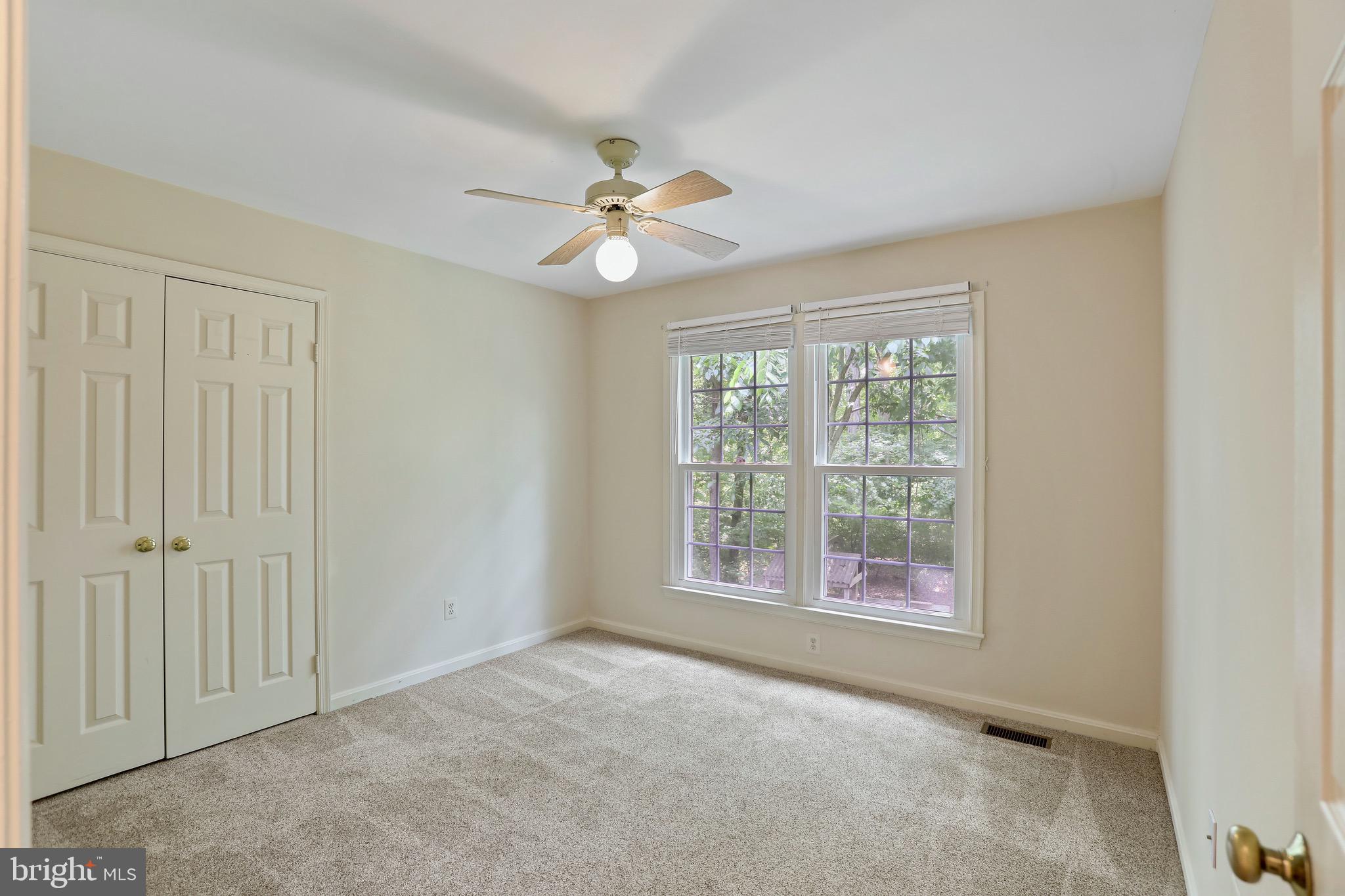 4505 Hazelnut Ct