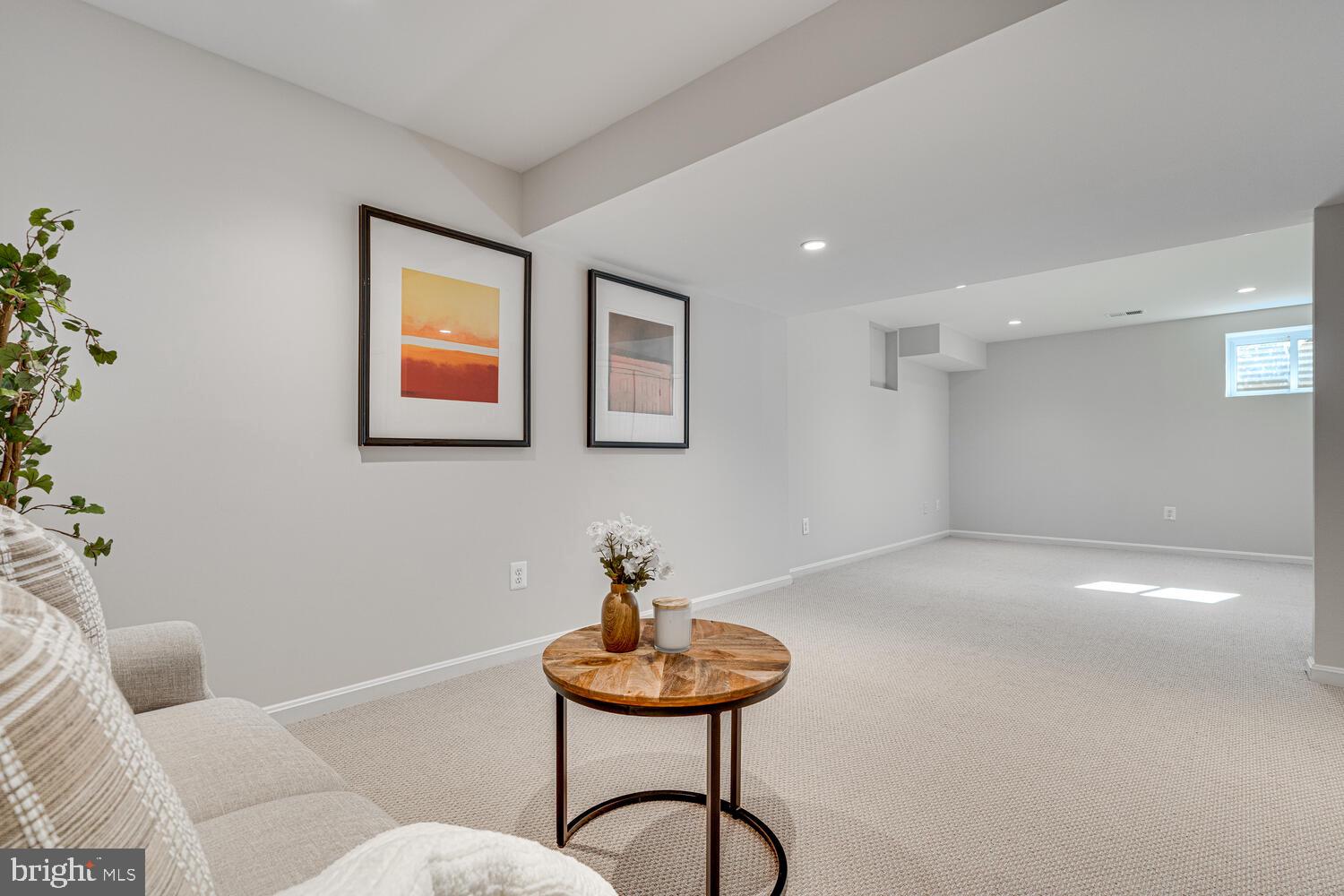 6421 Linway Ter