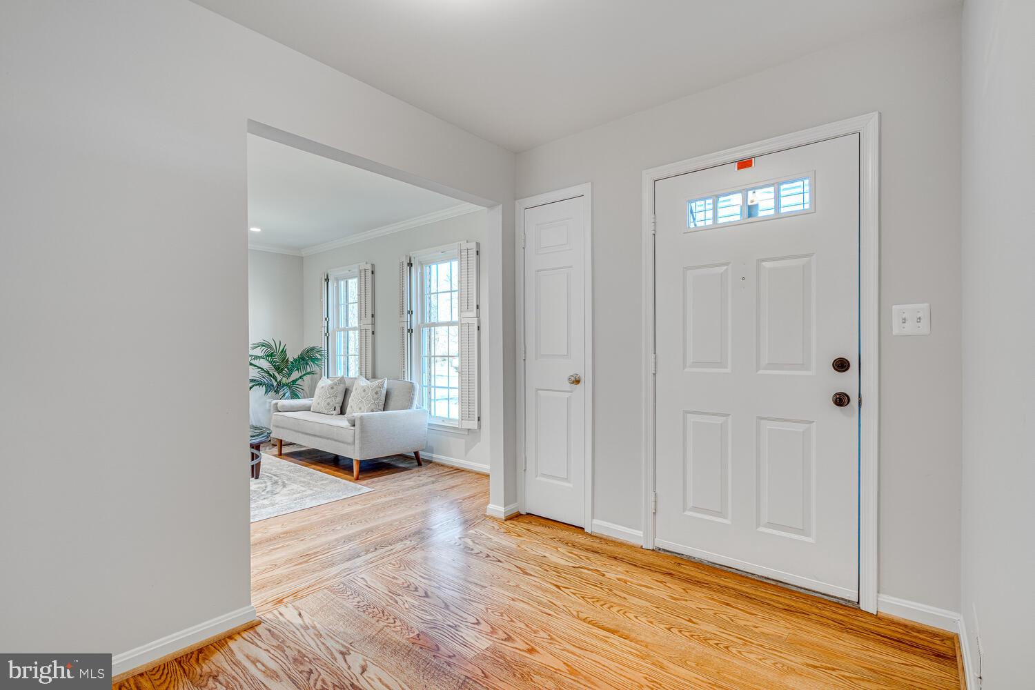 6421 Linway Ter
