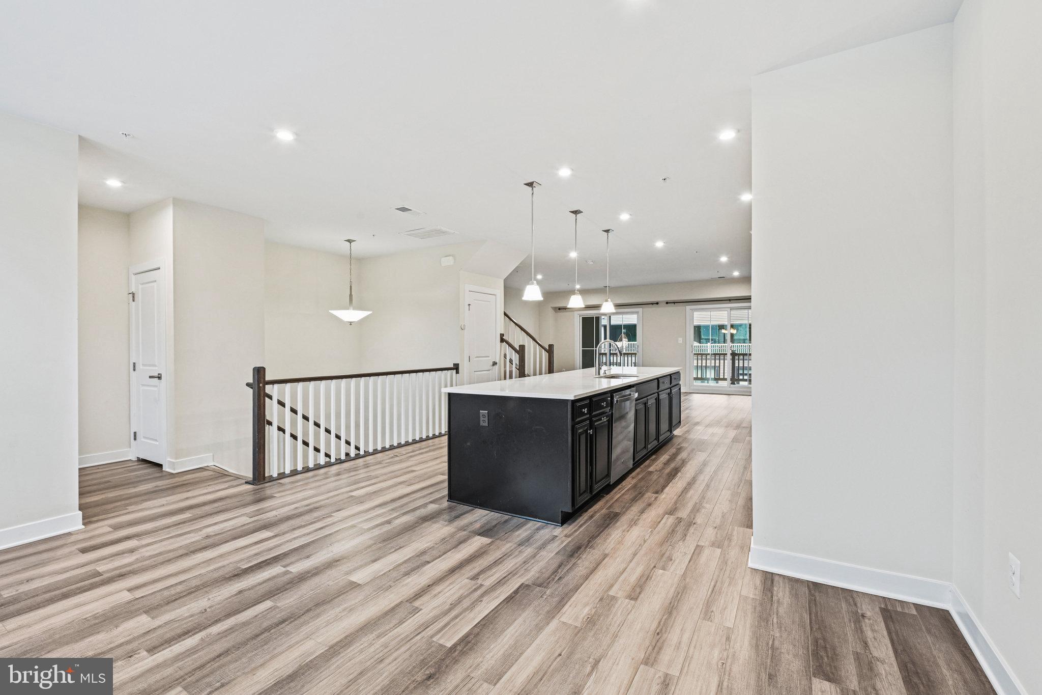 2749 Velocity Dr