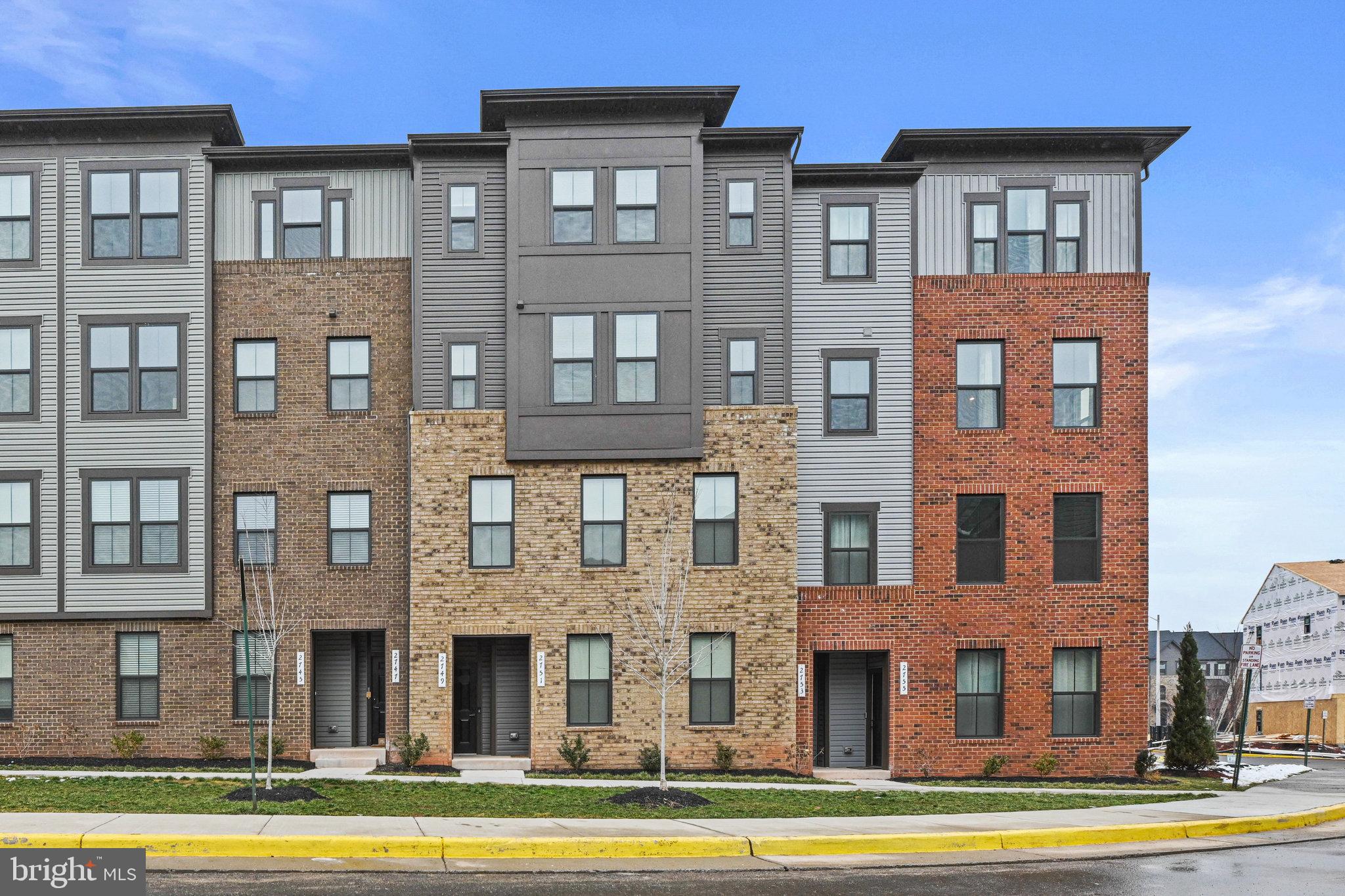 2749 Velocity Dr