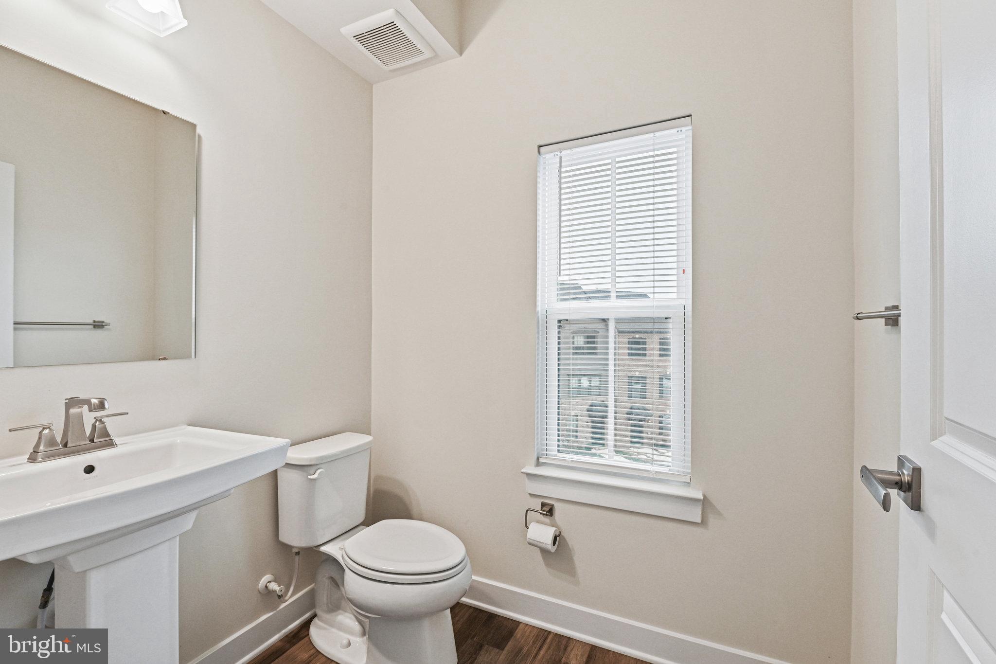 2749 Velocity Dr