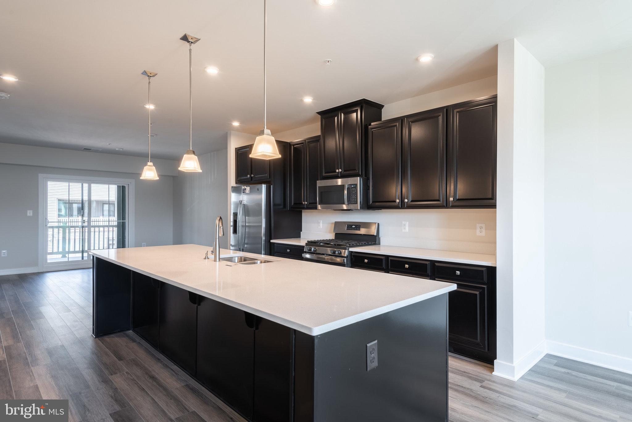 2749 Velocity Dr