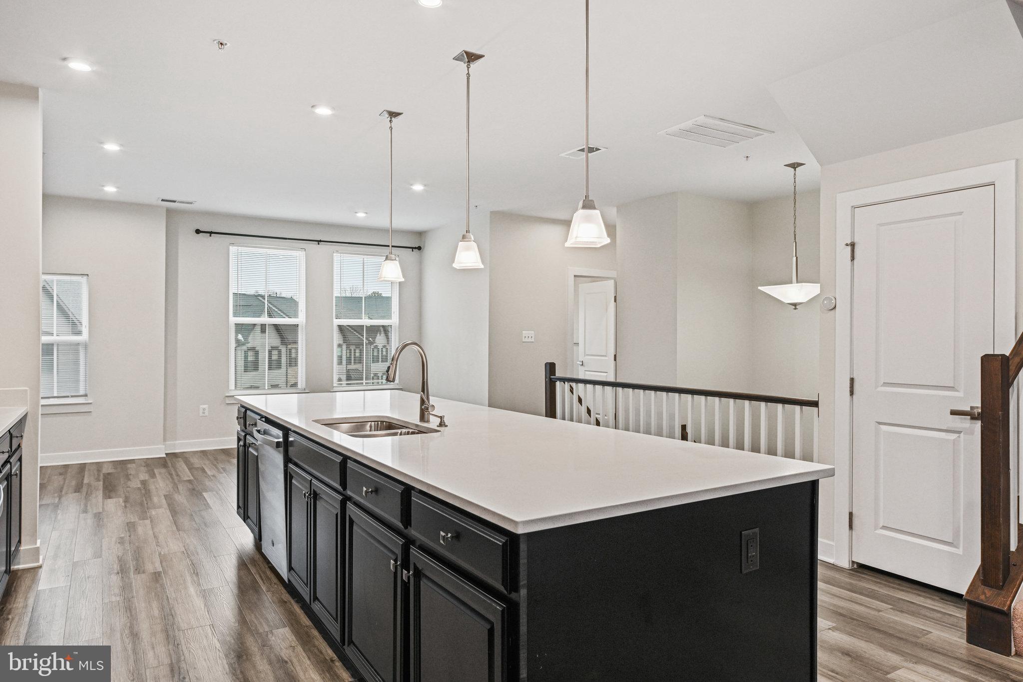 2749 Velocity Dr