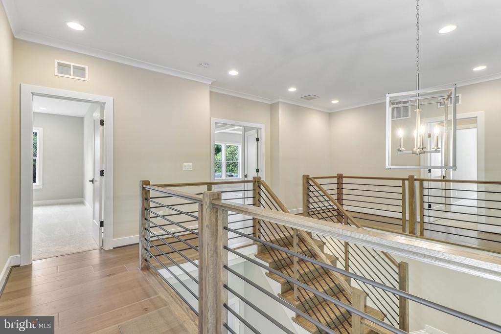 10108 Garrett St