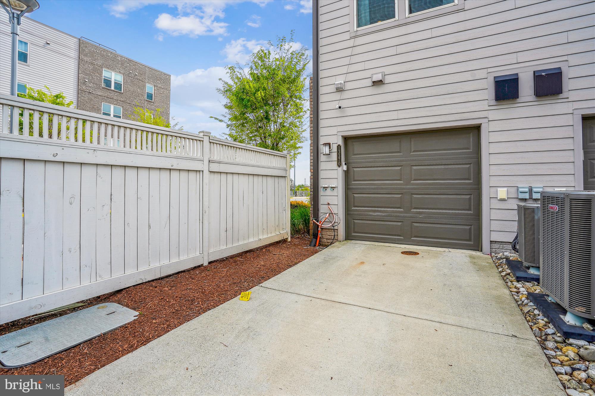 13370 Arrowbrook Centre Dr