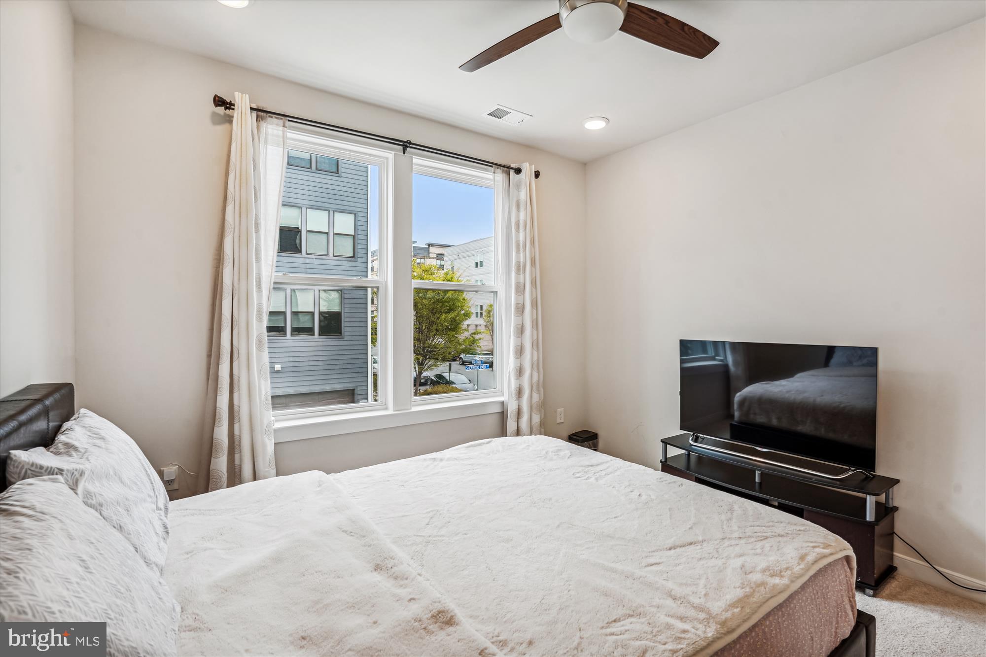 13370 Arrowbrook Centre Dr