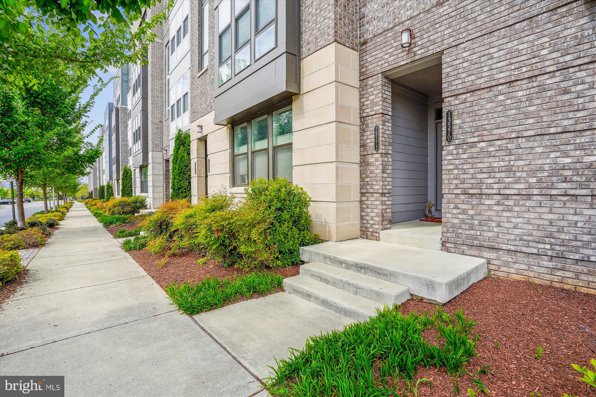 13370 Arrowbrook Centre Dr