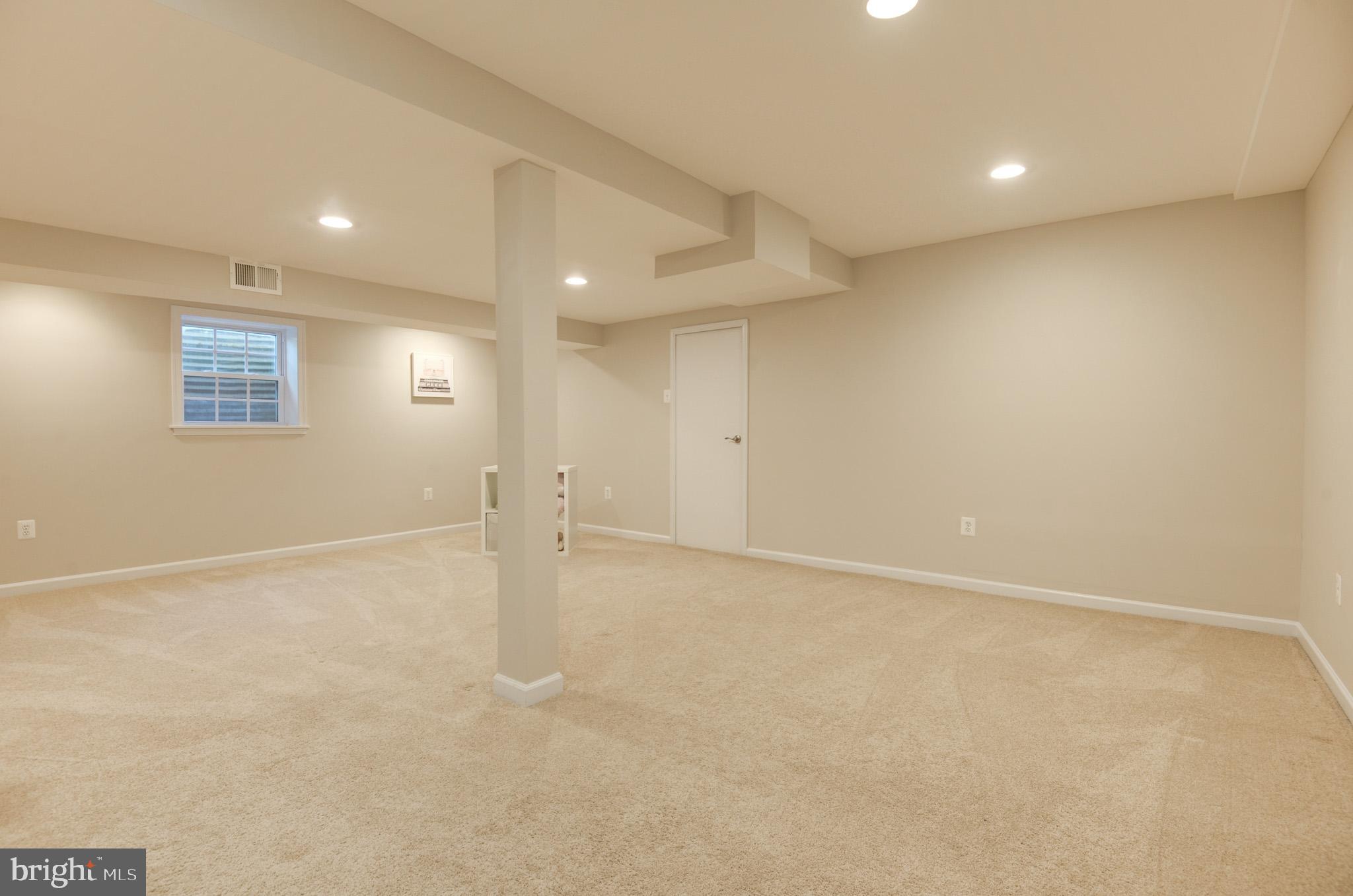 9911 Minuet Ct