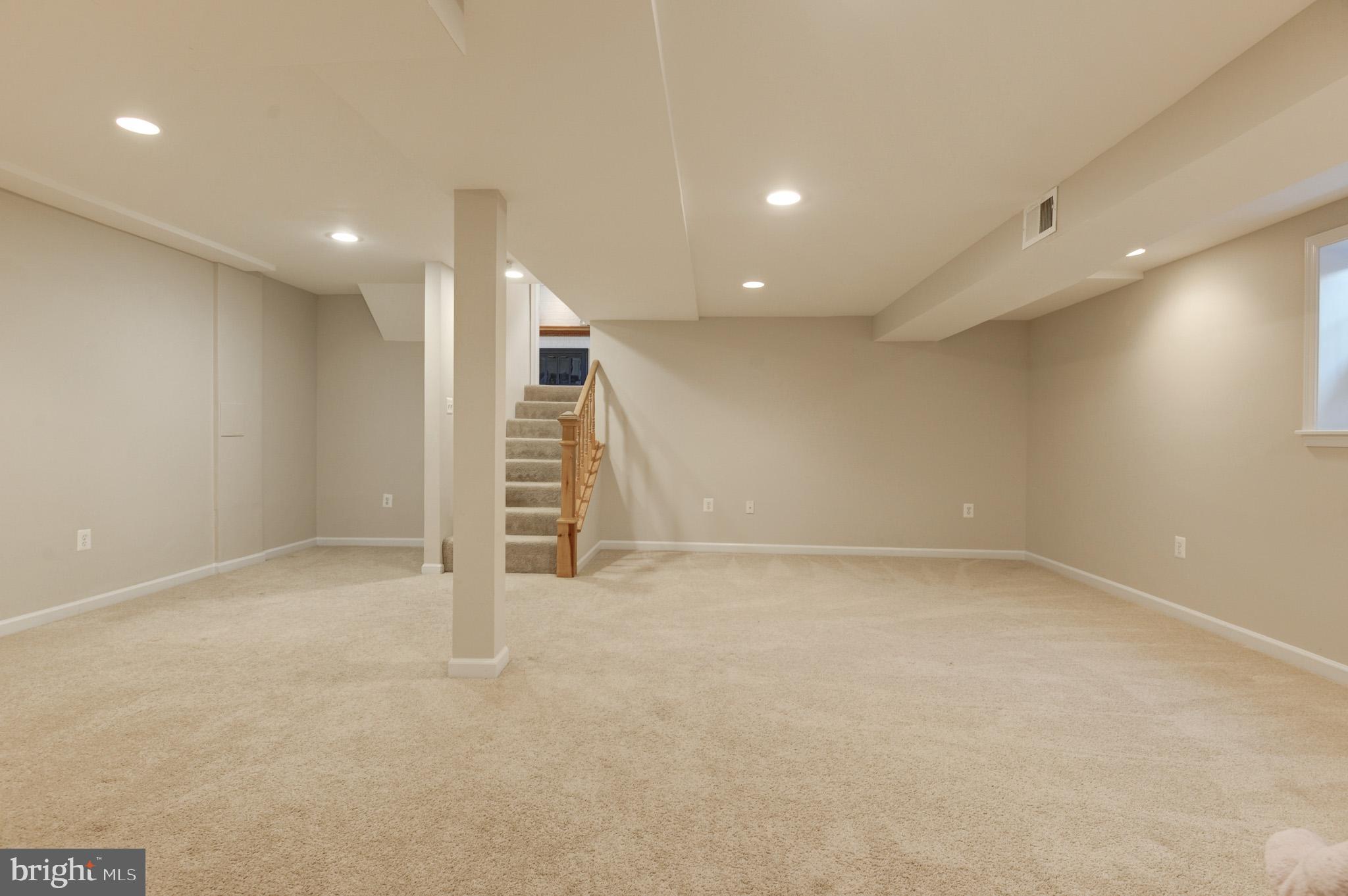 9911 Minuet Ct