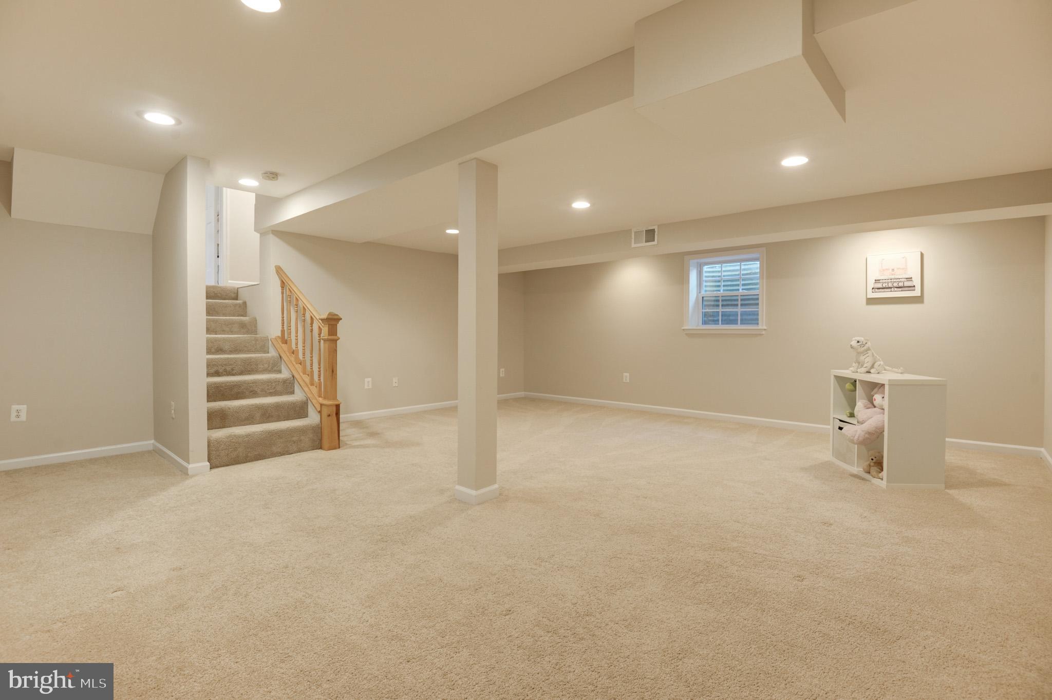 9911 Minuet Ct