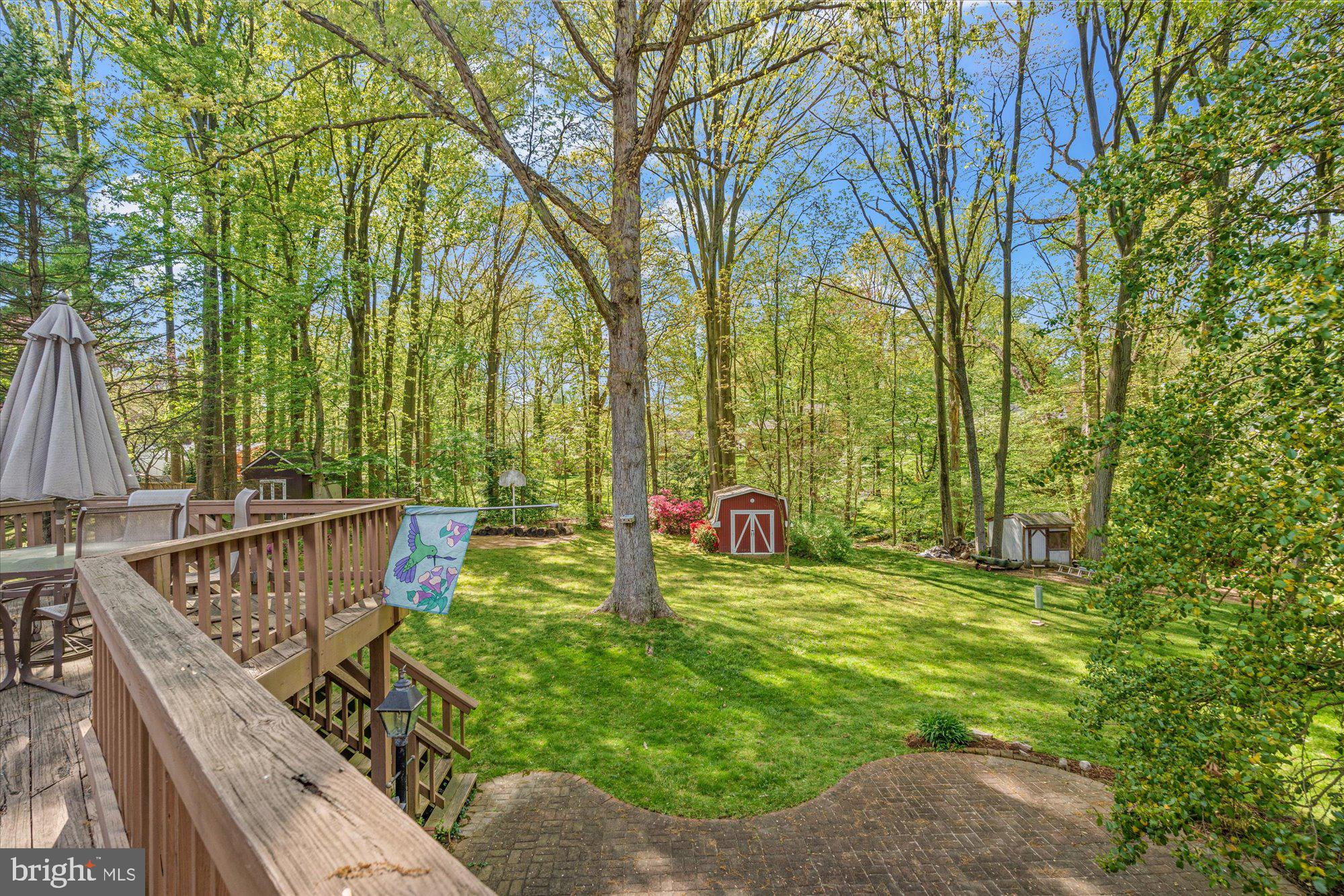 5504 Easton Dr