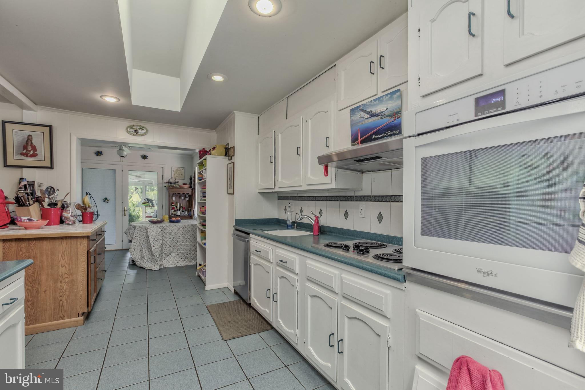 1108 Carper St