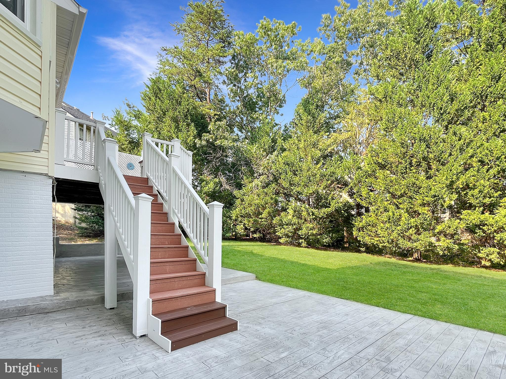 7803 VALLEYFIELD DR