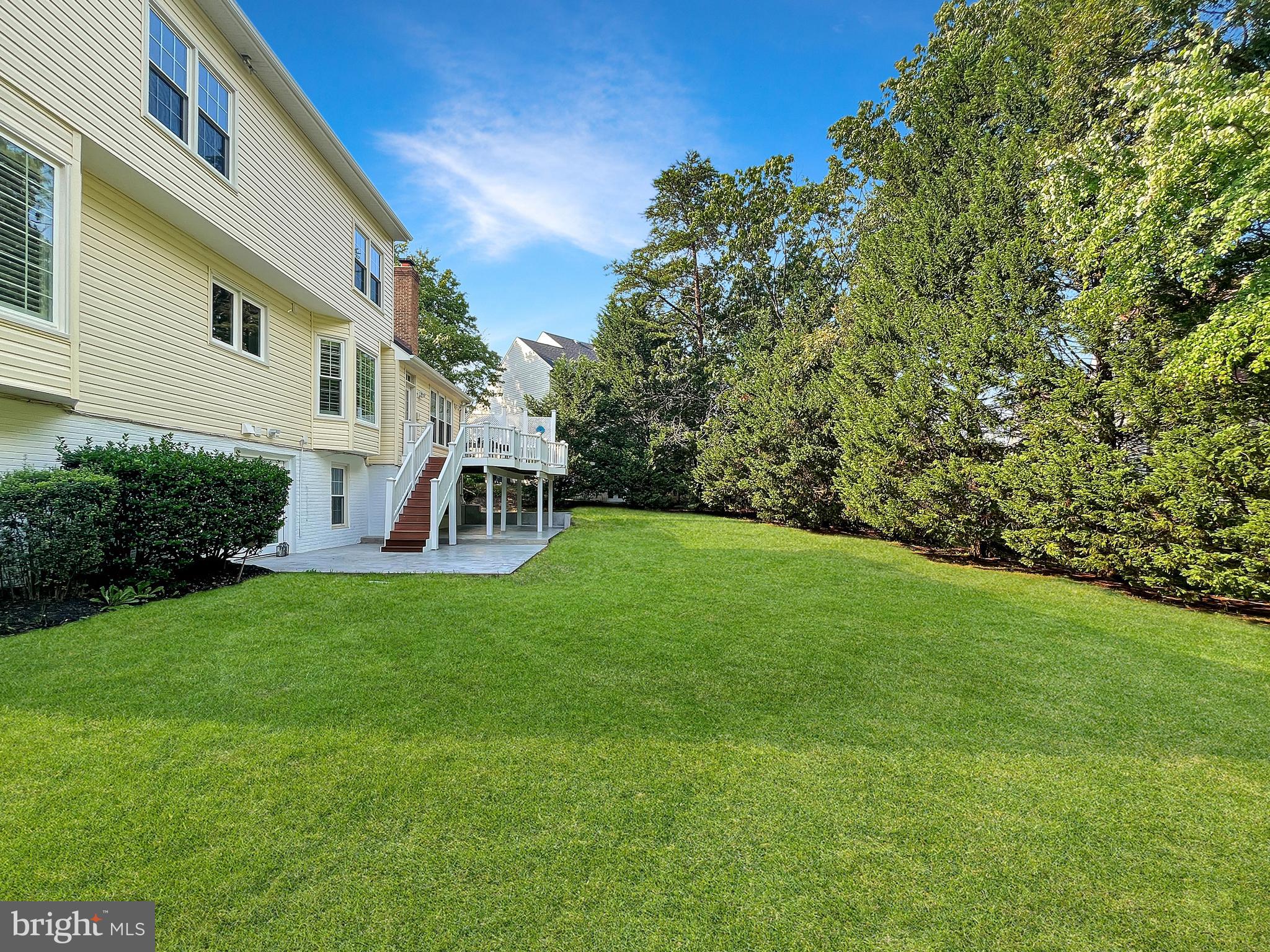 7803 VALLEYFIELD DR