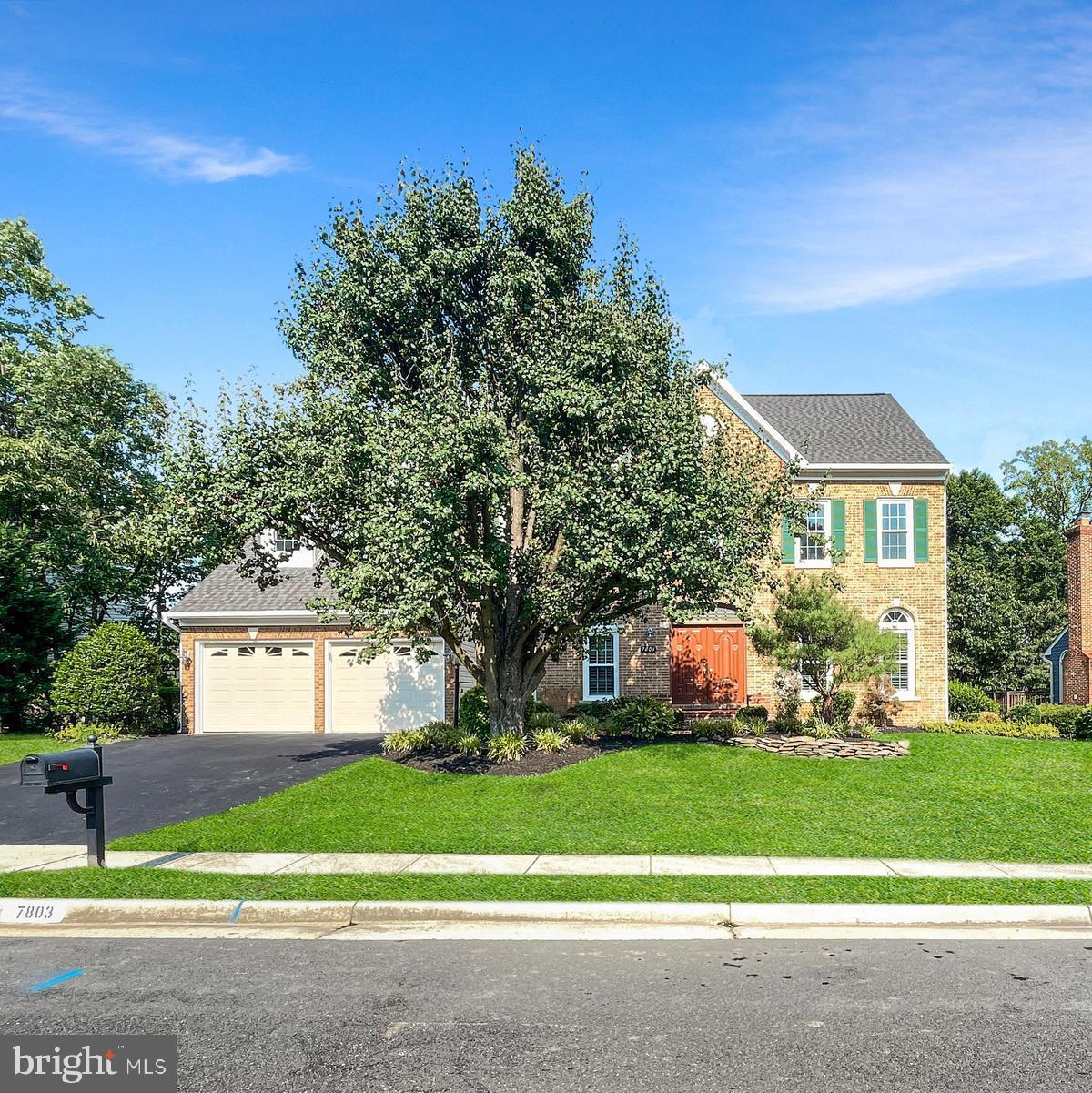 7803 VALLEYFIELD DR