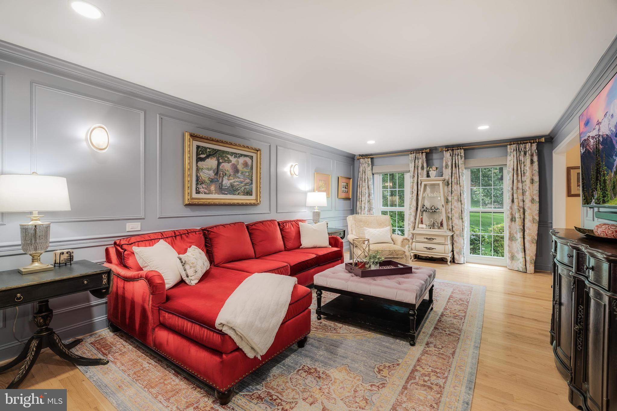5822 Oak Leather Dr