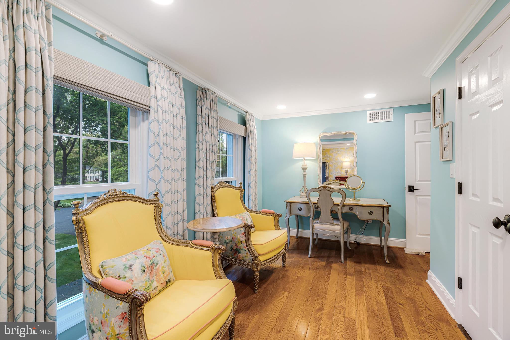 5822 Oak Leather Dr